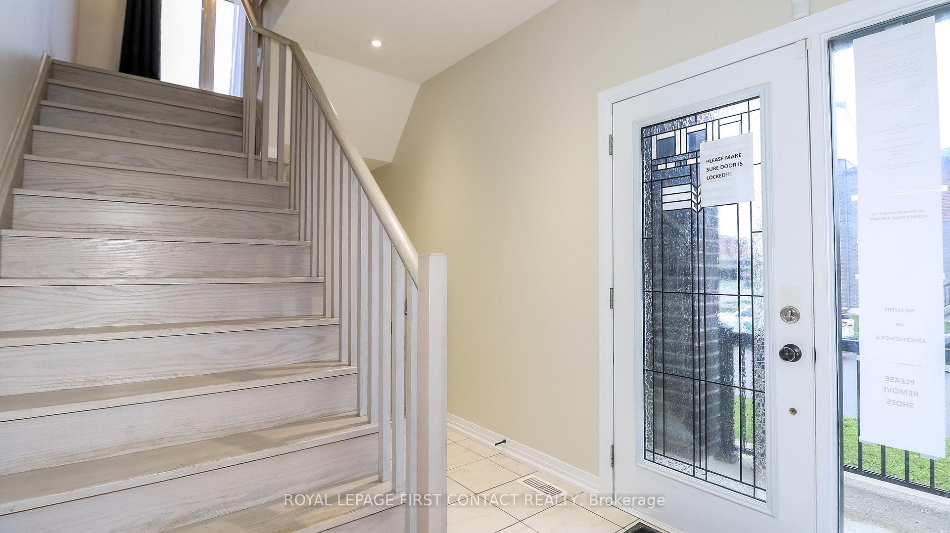 Photo 13 of 92 Fairlane Avenue, Barrie, Painswick South — HOMEH