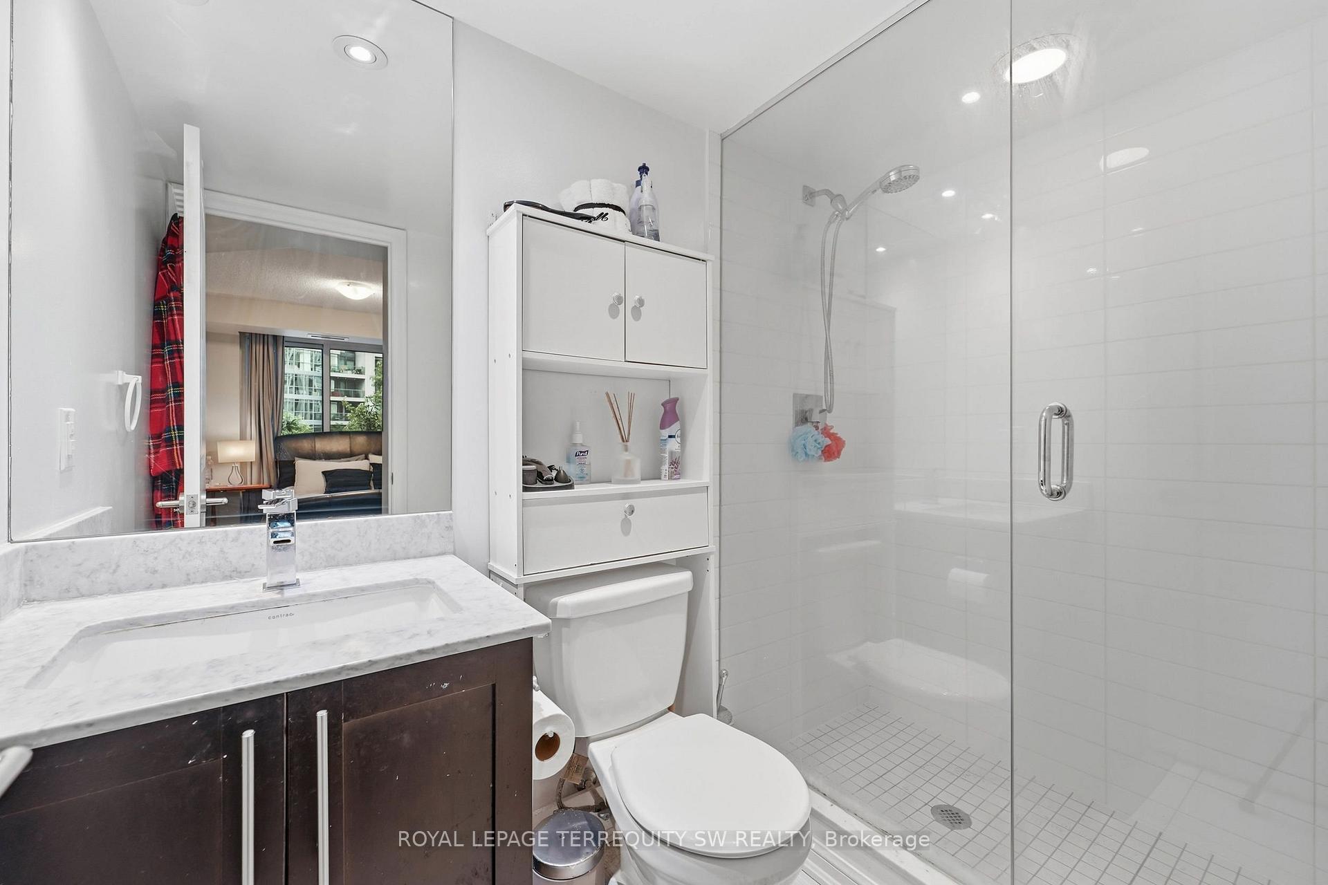 Photo 12 of Unit 513, 35 Bastion Street, Toronto, Niagara — HOMEH