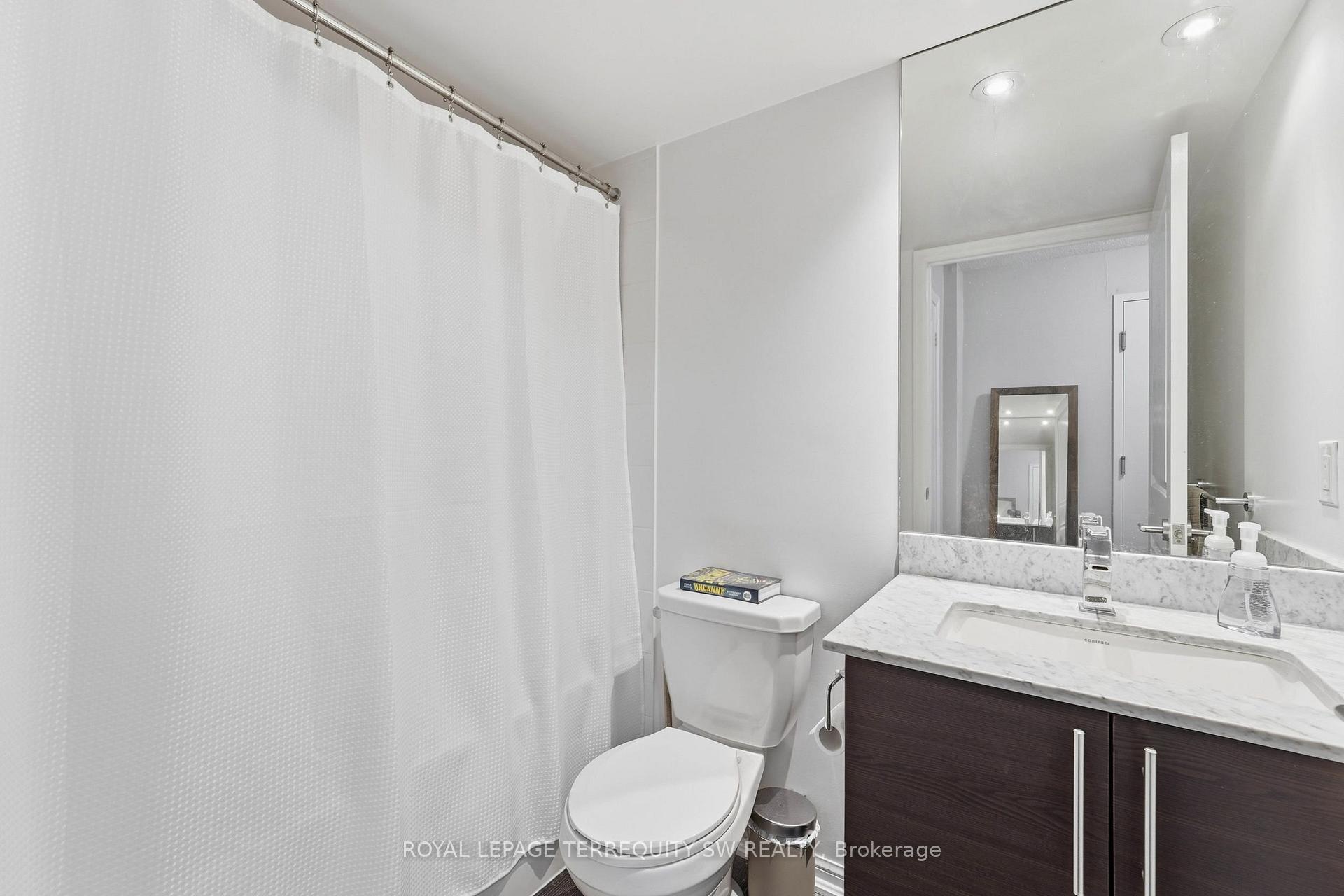 Photo 13 of Unit 513, 35 Bastion Street, Toronto, Niagara — HOMEH
