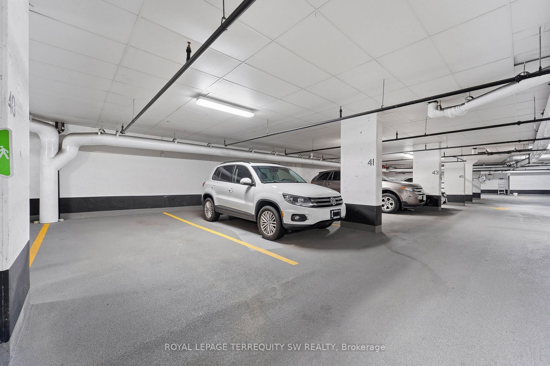 Photo 19 of Unit 513, 35 Bastion Street, Toronto, Niagara — HOMEH