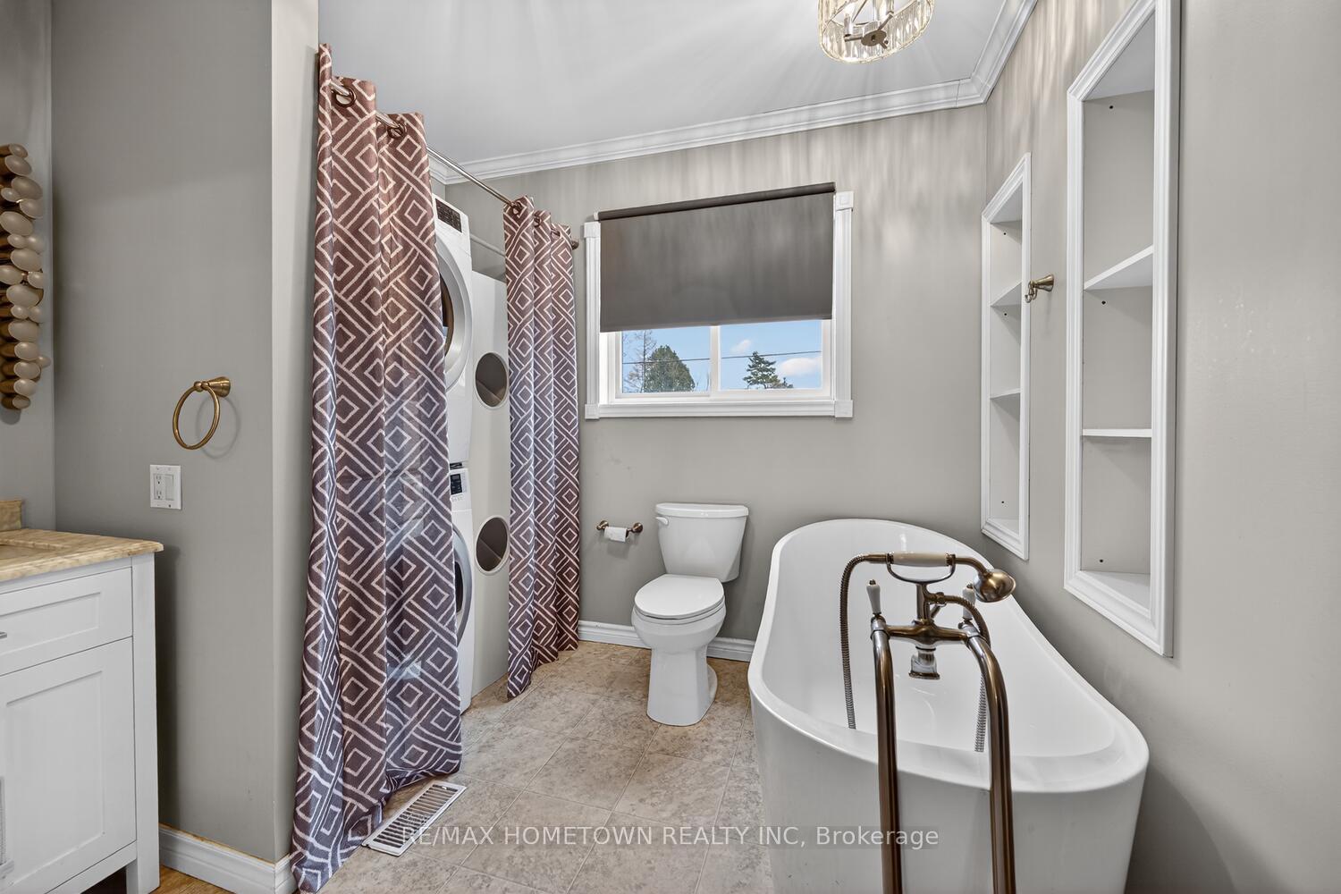 Photo 21 of 2178 Dundas Street E, Edwardsburgh/Cardinal, Town of Cardinal — HOMEH