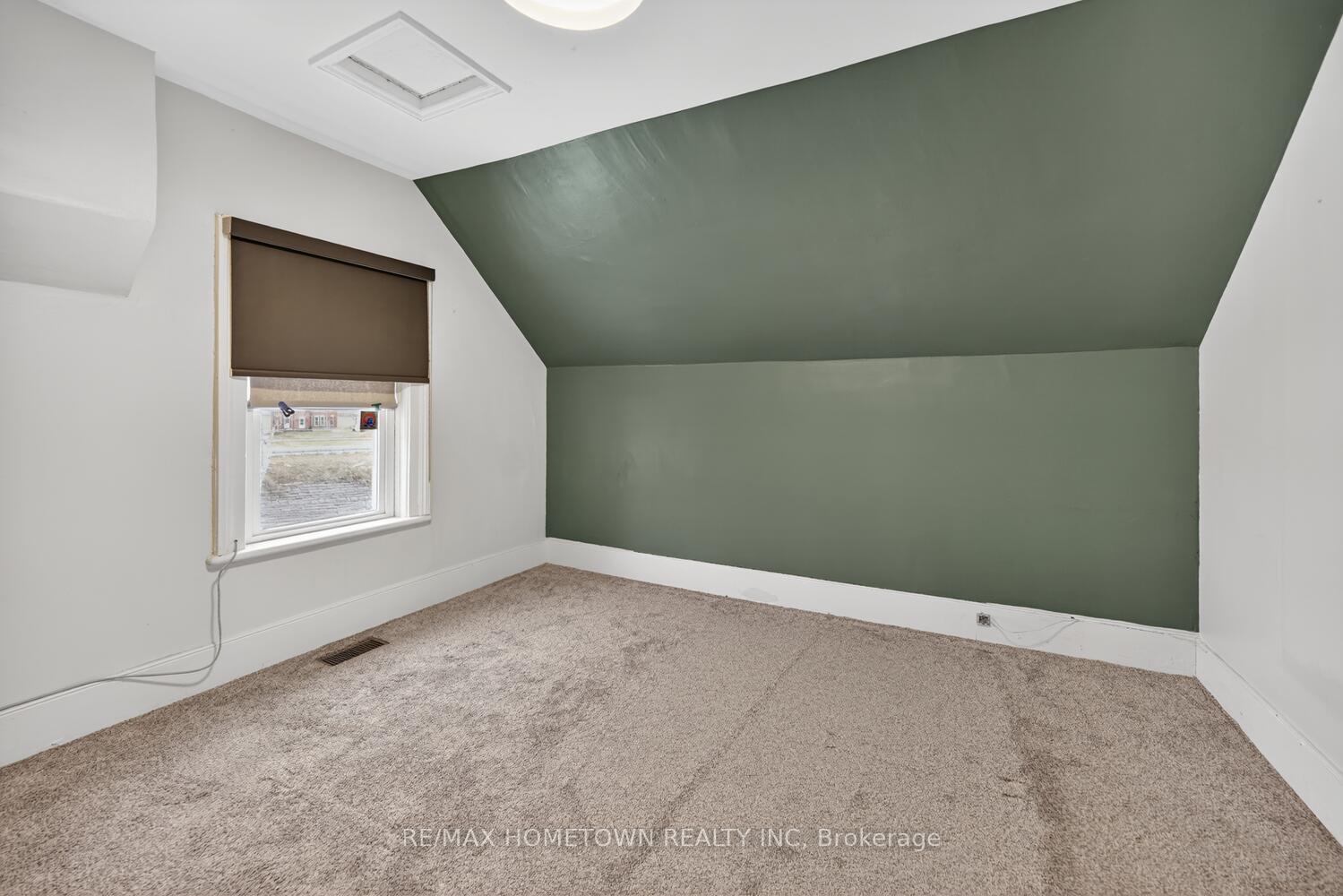 Photo 23 of 2178 Dundas Street E, Edwardsburgh/Cardinal, Town of Cardinal — HOMEH