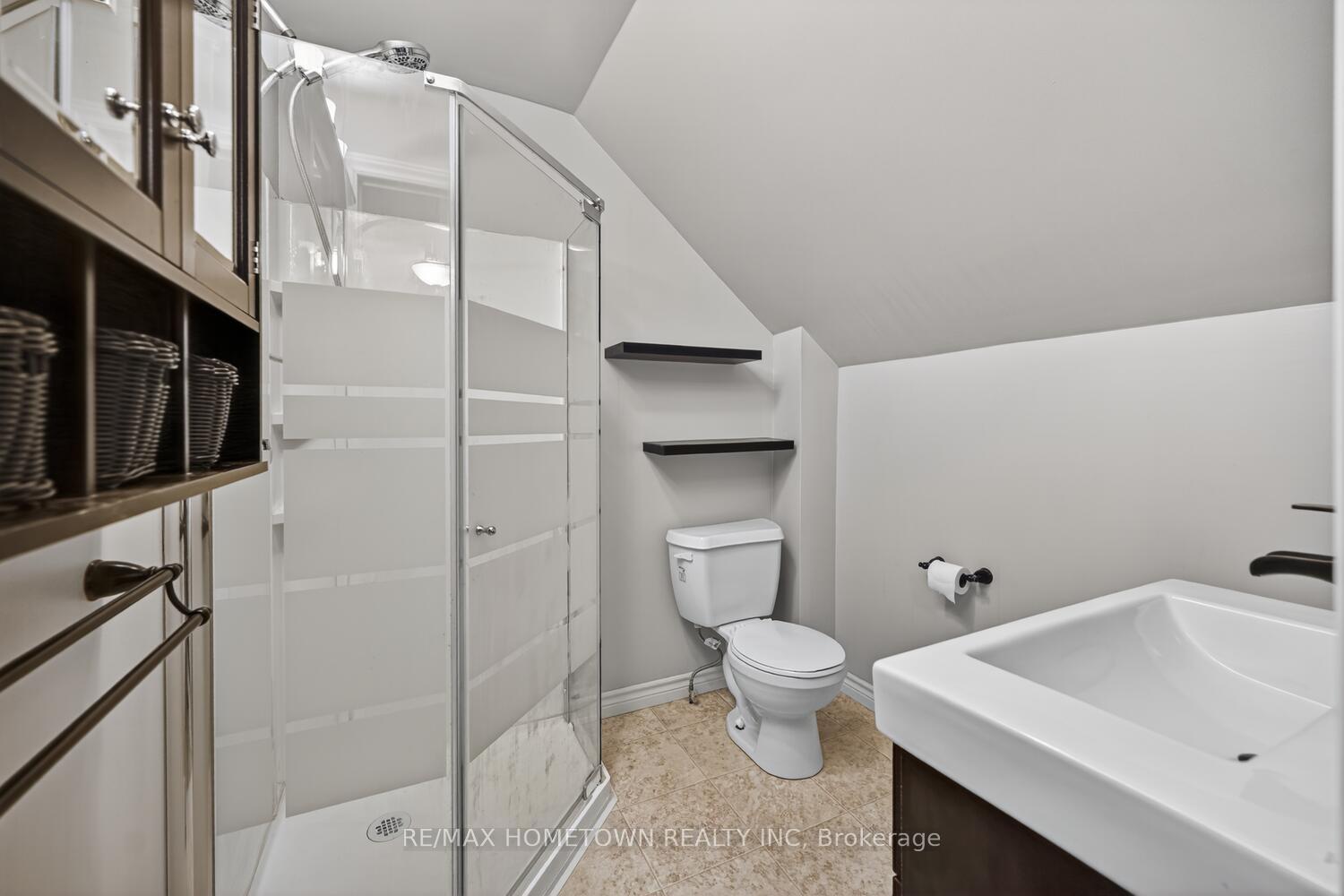 Photo 30 of 2178 Dundas Street E, Edwardsburgh/Cardinal, Town of Cardinal — HOMEH