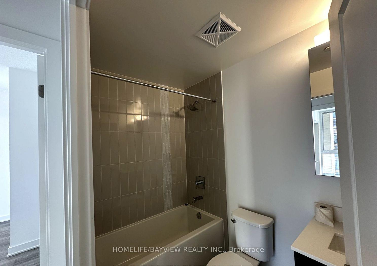 Photo 13 of Unit 808, 100 Eagle Rock Way, Vaughan, Rural Vaughan — HOMEH