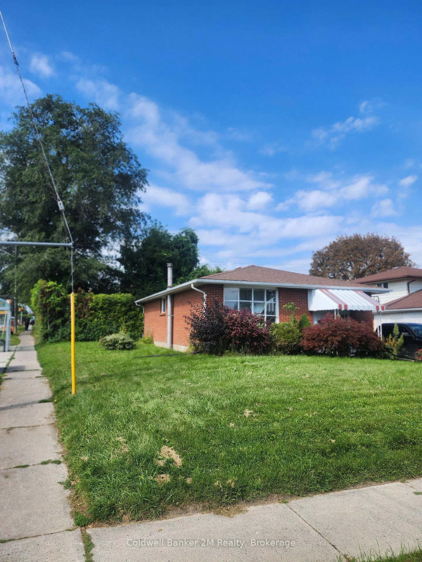 Photo 3 of 64 Claymore Crescent, Oshawa, Eastdale — HOMEH
