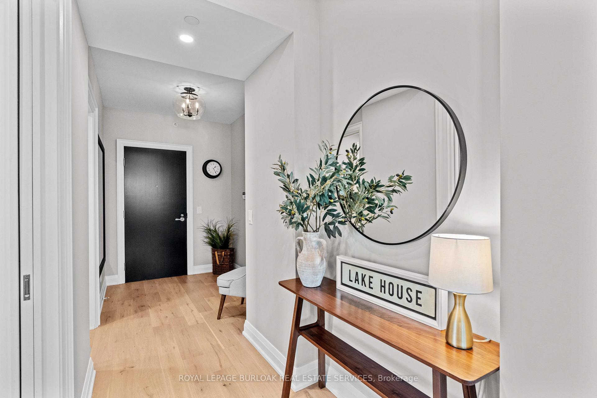 Photo 4 of Unit 409, 11 Bronte Road, Oakville, Bronte — HOMEH