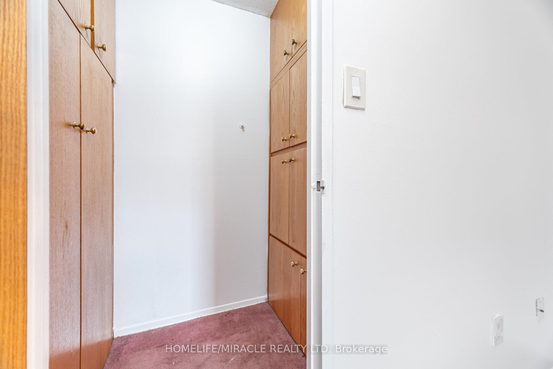 Photo 20 of Unit 208, 236 Albion Road, Etobicoke, Elms-Old Rexdale — HOMEH