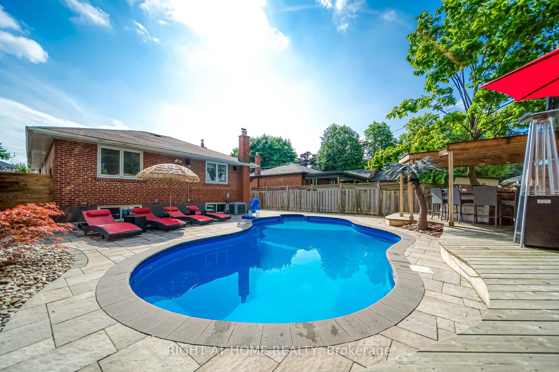Photo 40 of 76 Wishing Well Drive, Scarborough, Tam O'Shanter-Sullivan — HOMEH