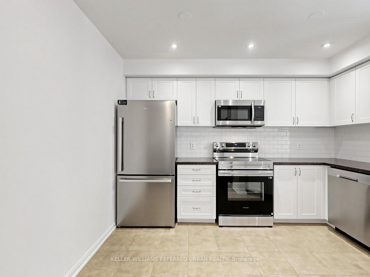 Photo 20 of 50 Edwin Pearson Street, Aurora, Bayview Northeast — HOMEH