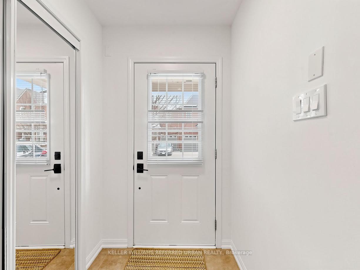 Photo 36 of 50 Edwin Pearson Street, Aurora, Bayview Northeast — HOMEH