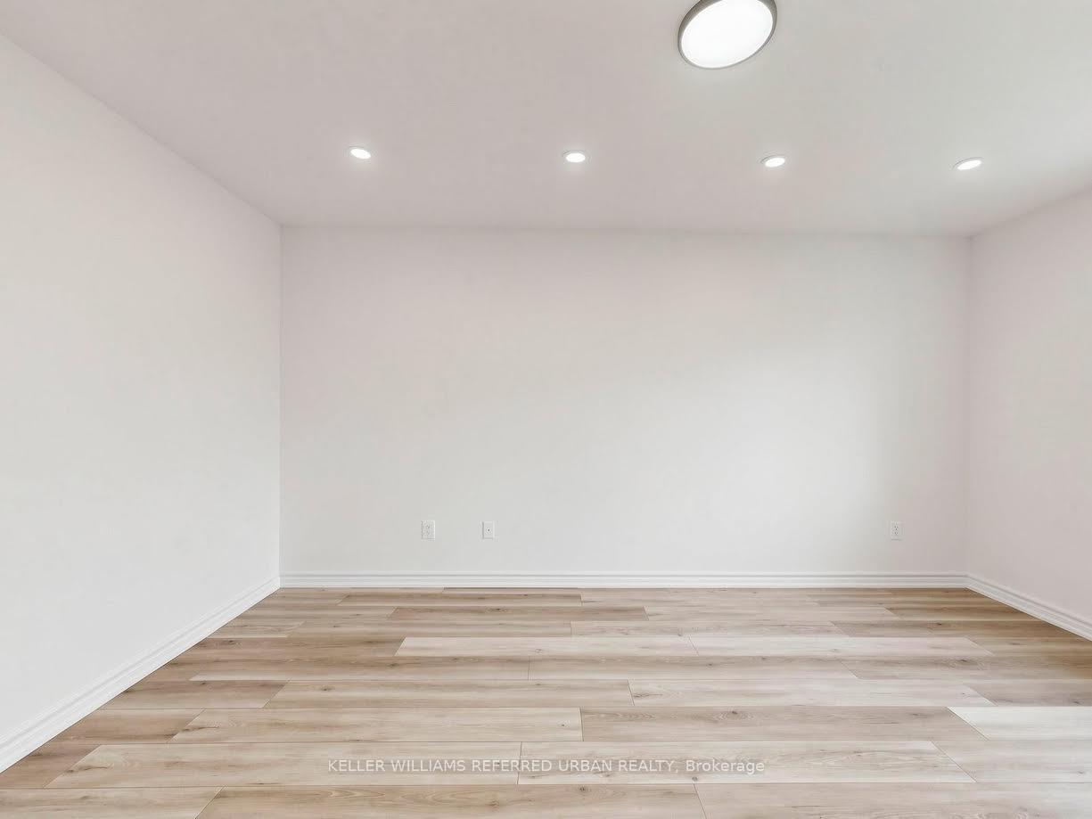 Photo 52 of 50 Edwin Pearson Street, Aurora, Bayview Northeast — HOMEH