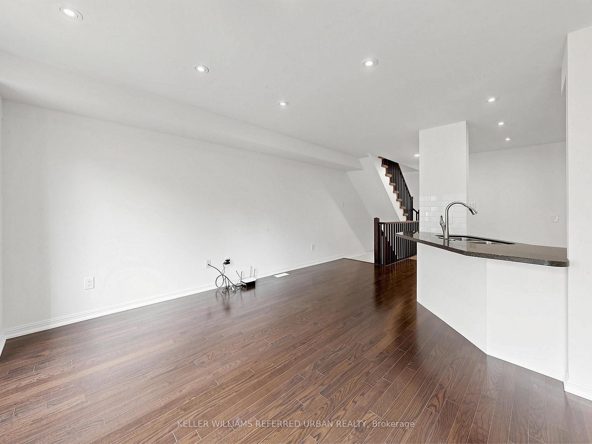 Photo 13 of 50 Edwin Pearson Street, Aurora, Bayview Northeast — HOMEH