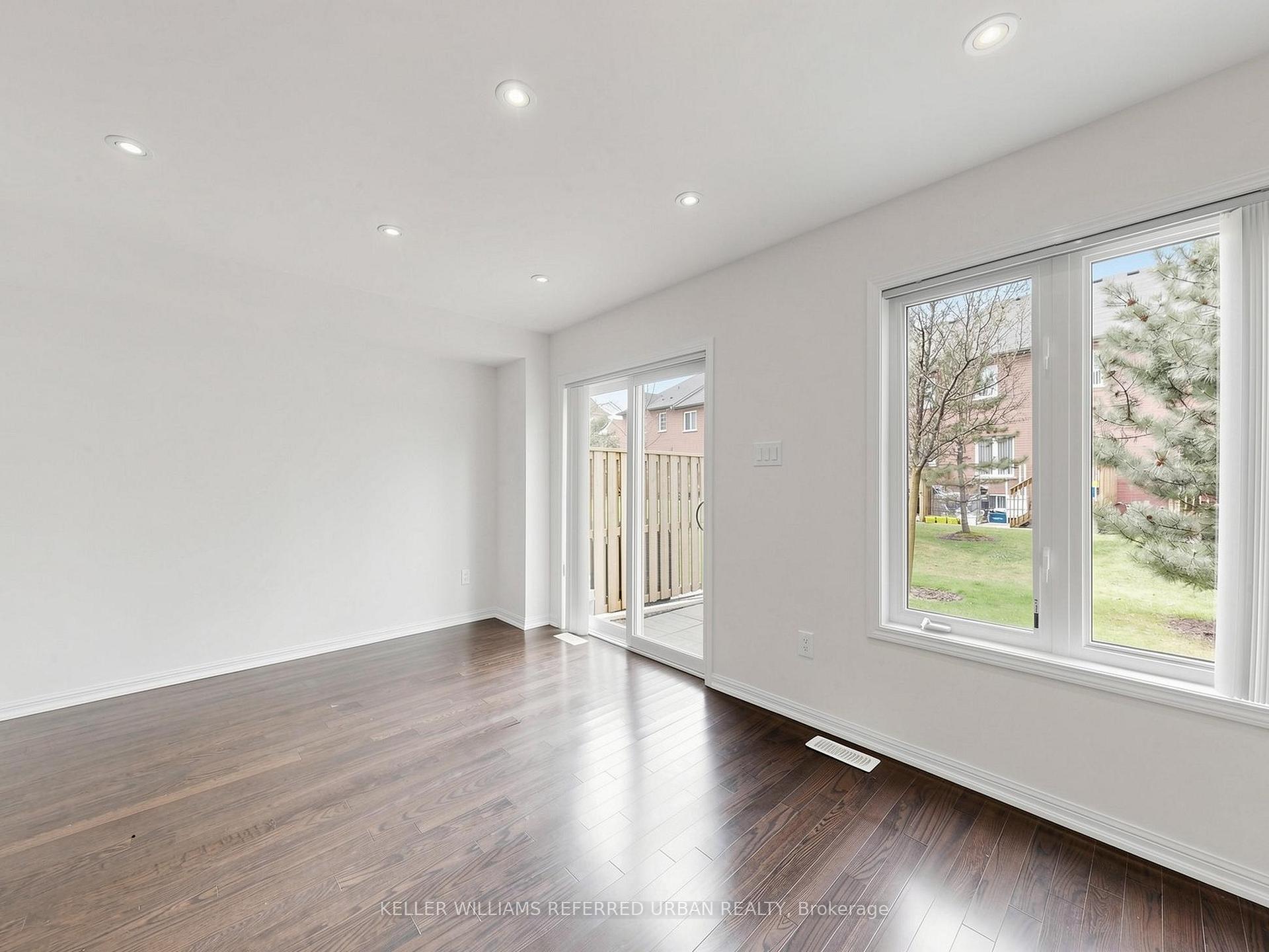 Photo 15 of 50 Edwin Pearson Street, Aurora, Bayview Northeast — HOMEH