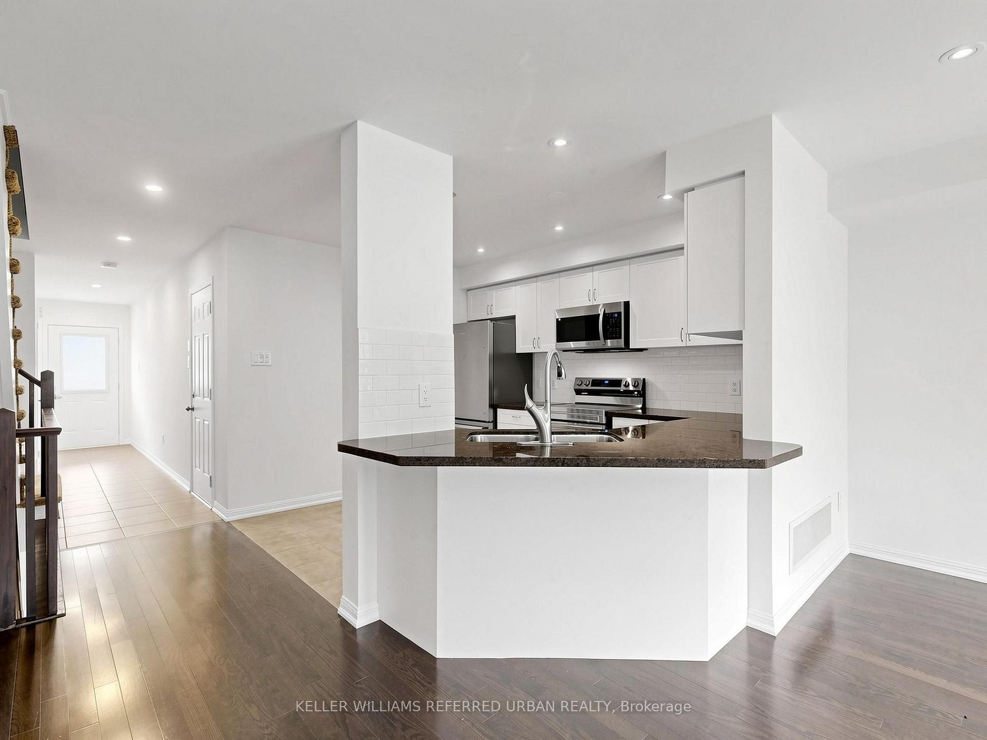 Photo 19 of 50 Edwin Pearson Street, Aurora, Bayview Northeast — HOMEH