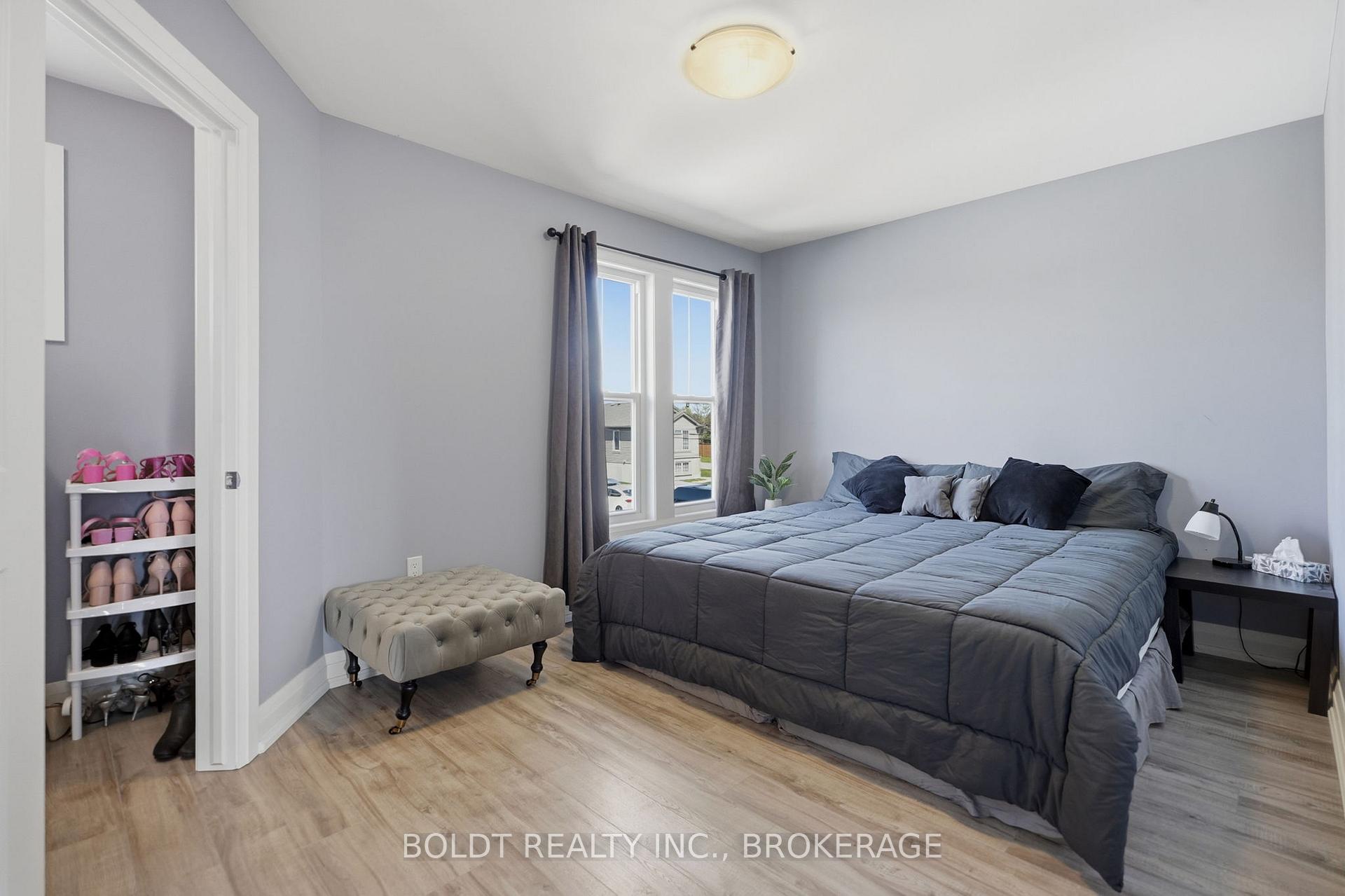 Photo 23 of 83 Hillview Road, St. Catharines, Western Hill — HOMEH