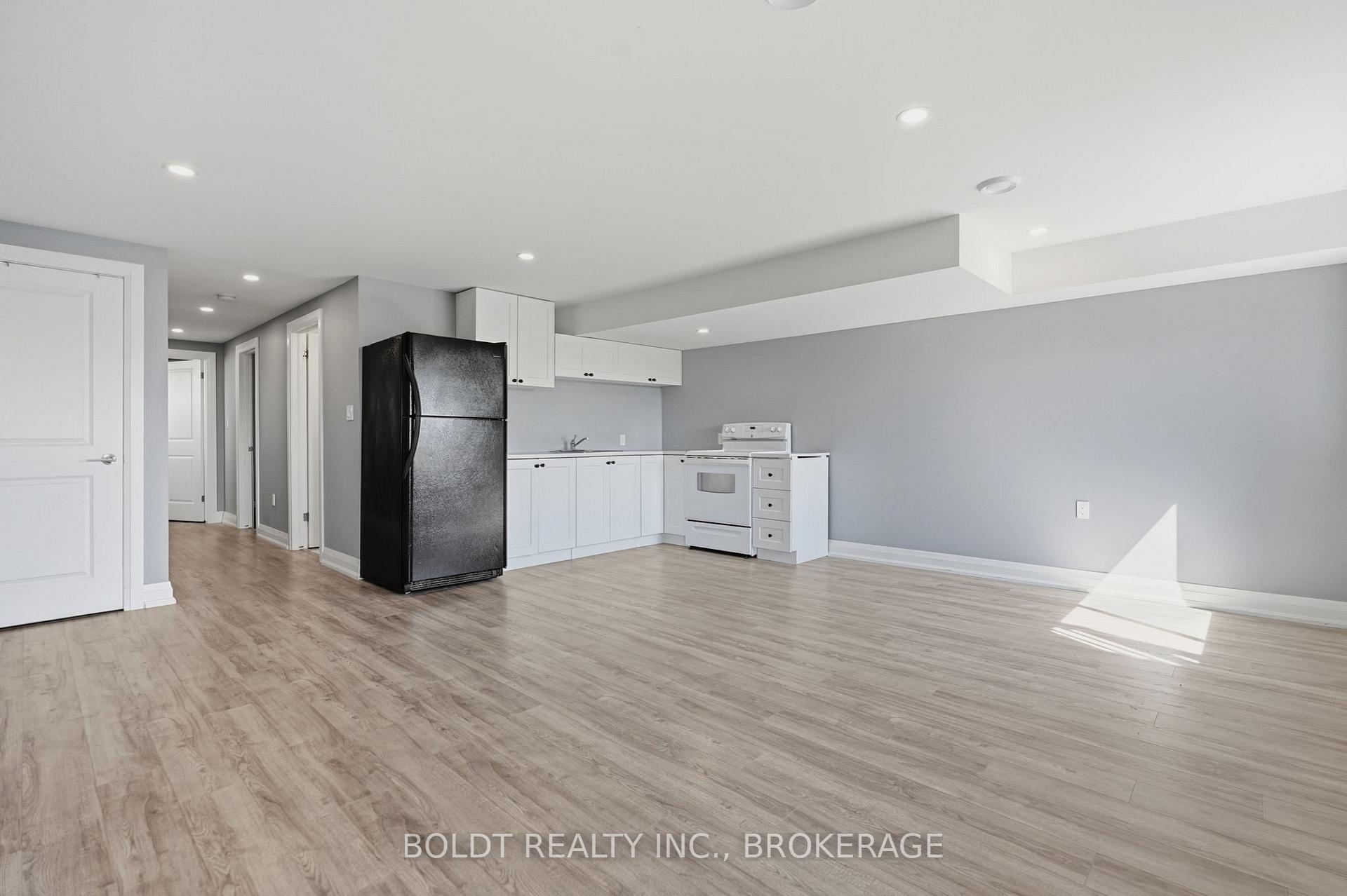 Photo 29 of 83 Hillview Road, St. Catharines, Western Hill — HOMEH