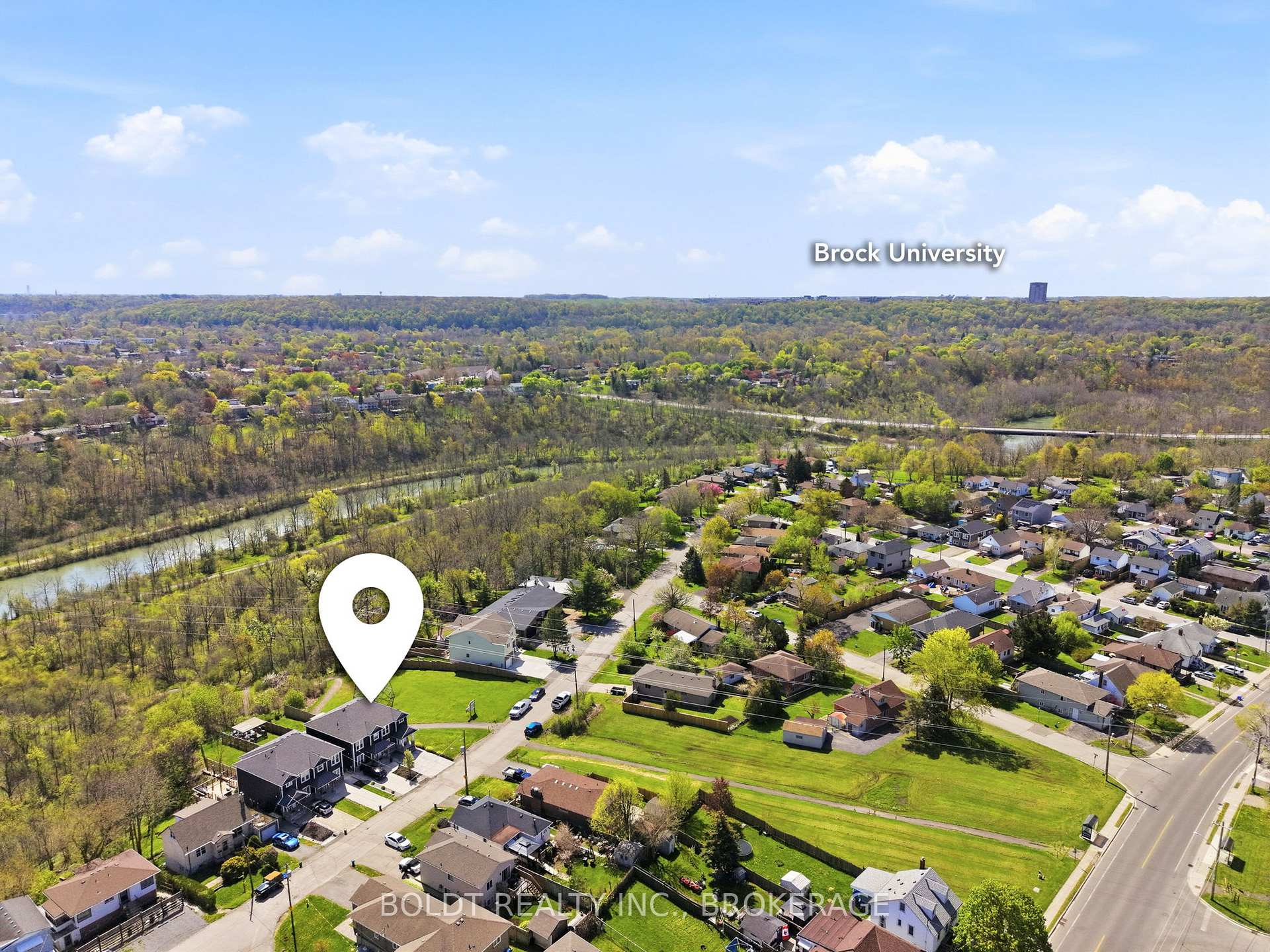Photo 36 of 83 Hillview Road, St. Catharines, Western Hill — HOMEH