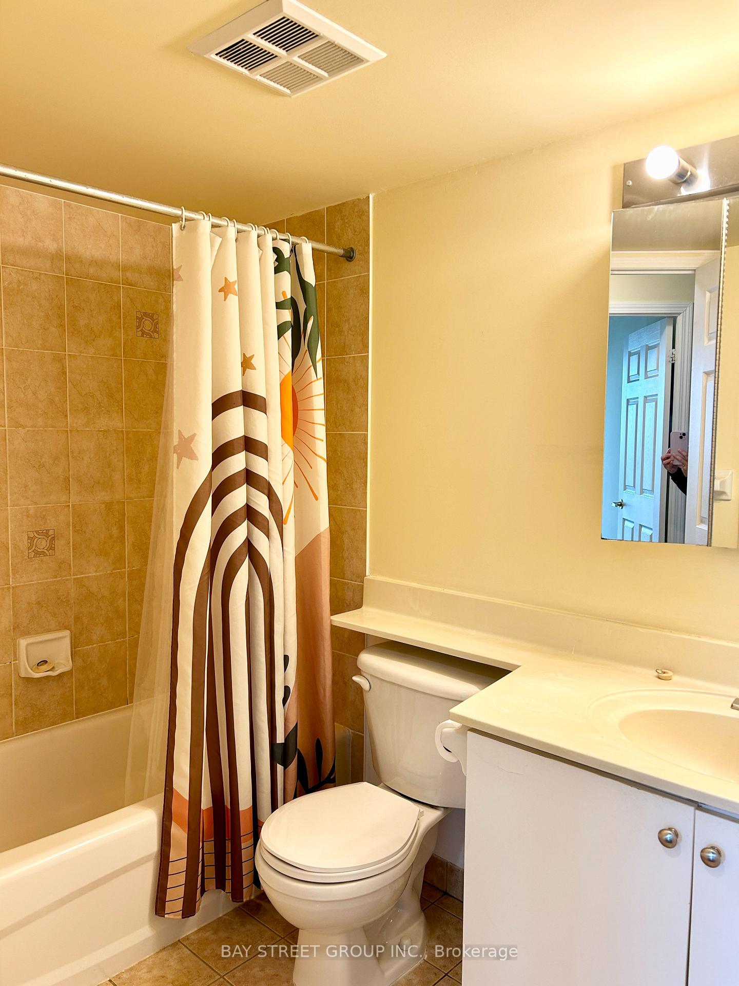 Photo 8 of Unit 2808, 22 Olive Avenue, North York, Willowdale East — HOMEH