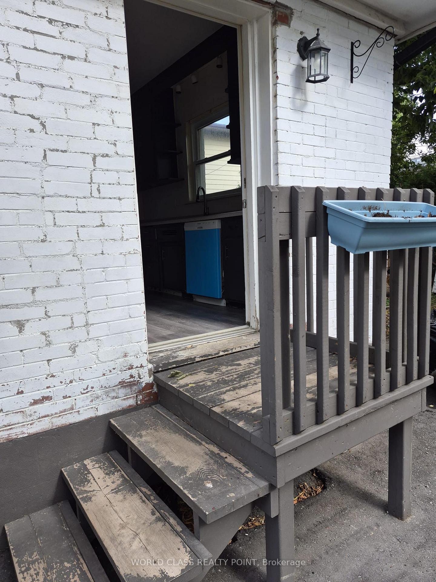 Photo 6 of 13 Brock Street E, Oshawa, O'Neill — HOMEH