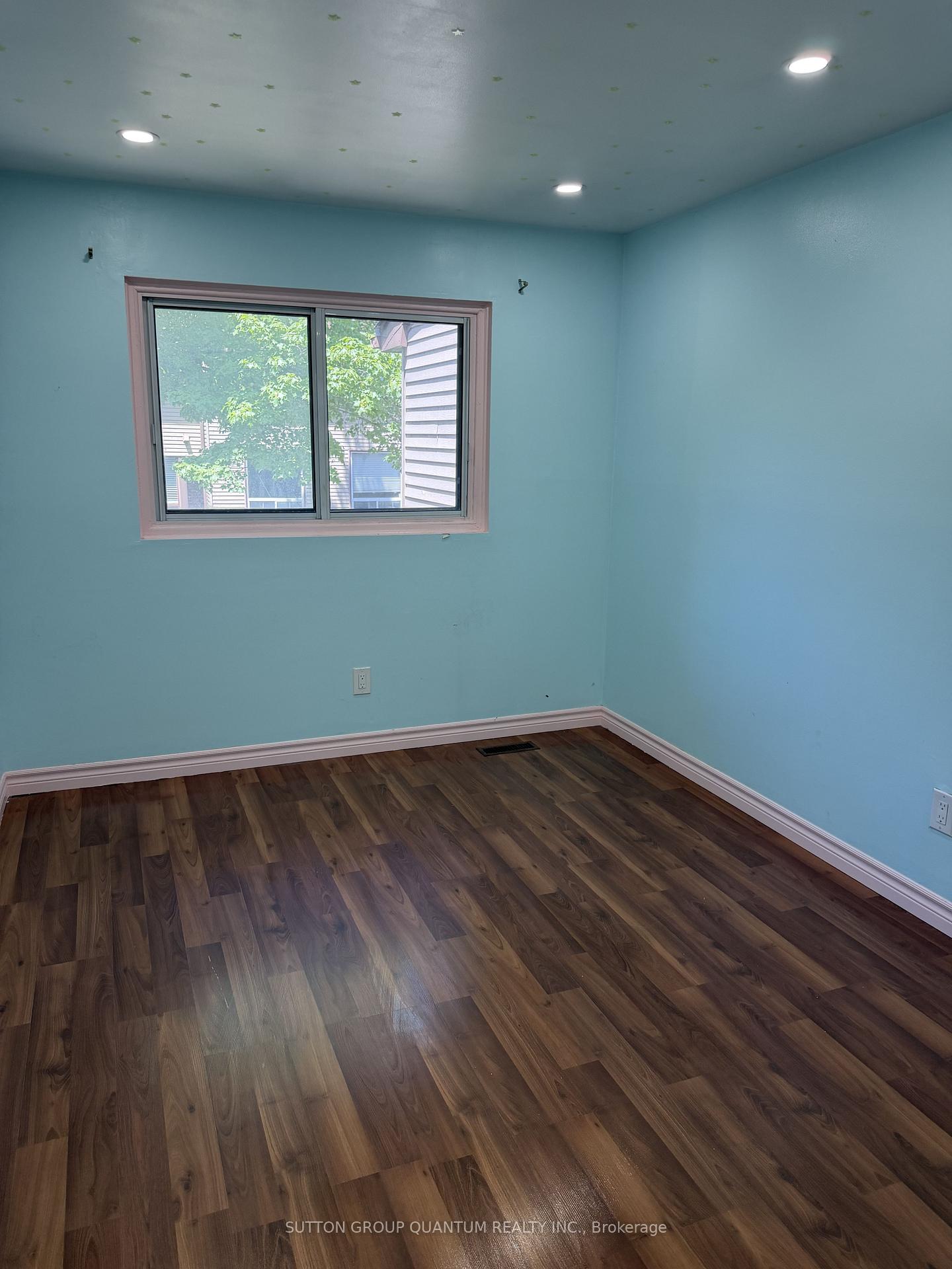 Photo 16 of 48 Carleton Place S, Brampton, Bramalea West Industrial — HOMEH