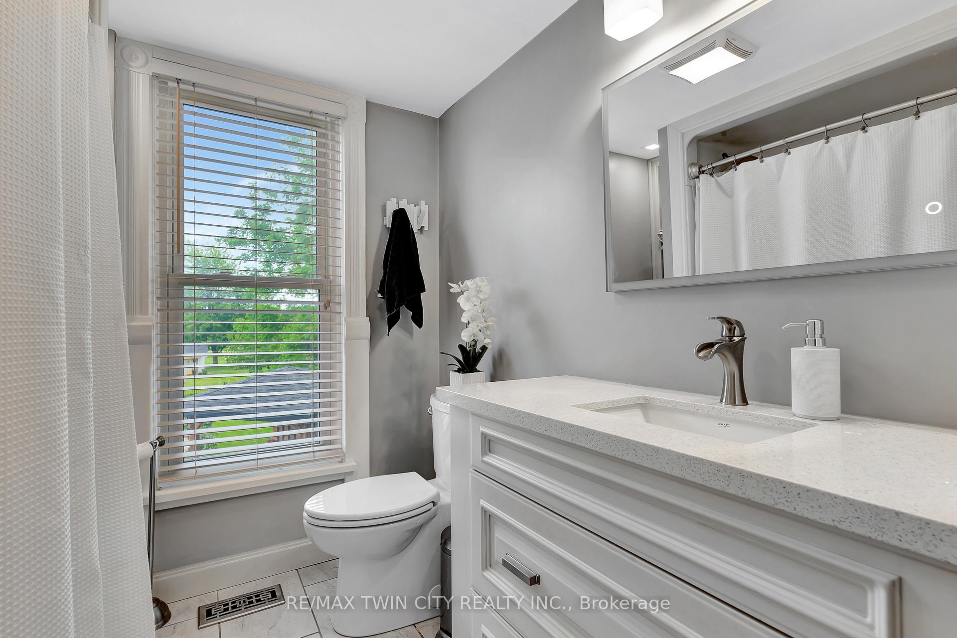 Photo 30 of 199 Ellen Street, North Perth, Listowel — HOMEH