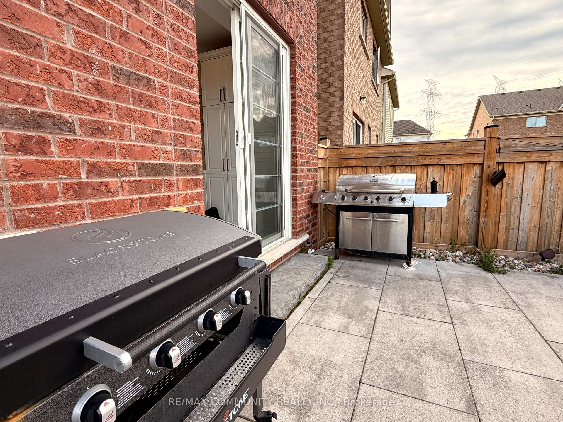 Photo 30 of 2557 Bandsman Crescent, Oshawa, Windfields — HOMEH