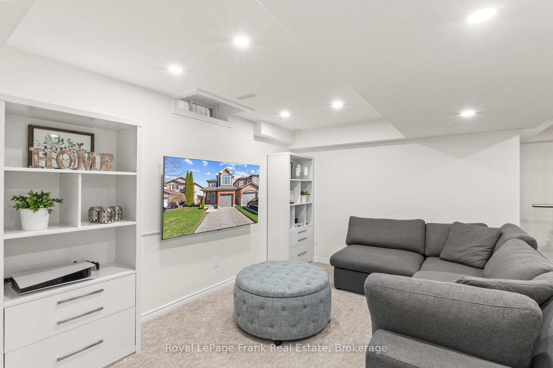 Photo 20 of 12 Coldbrook Drive, Cavan Monaghan, Millbrook Village — HOMEH
