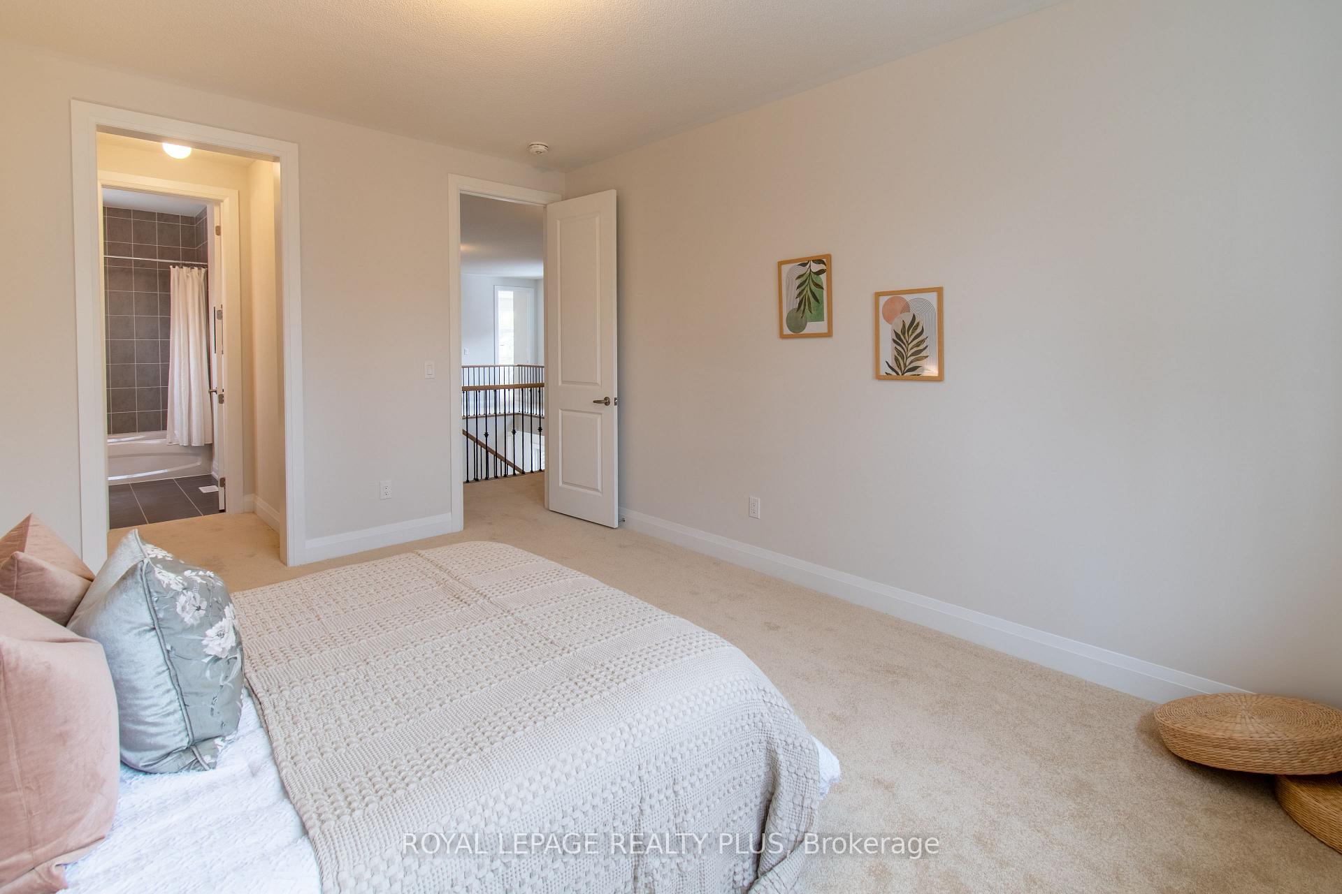 Photo 32 of 980 Church Drive, Innisfil, Lefroy — HOMEH