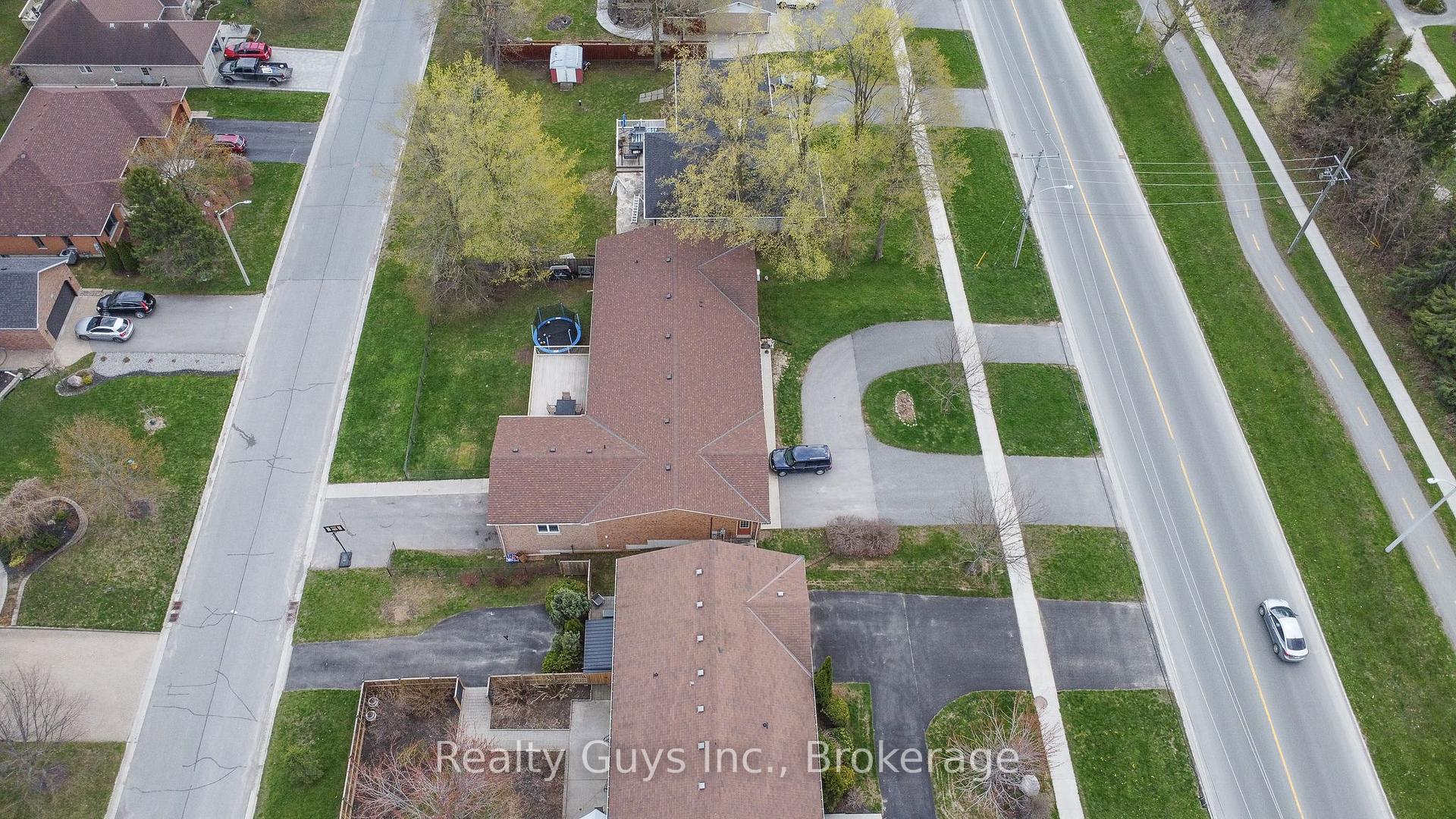 Photo 7 of 668 Brealey Drive, Peterborough, Otonabee Ward 1 — HOMEH