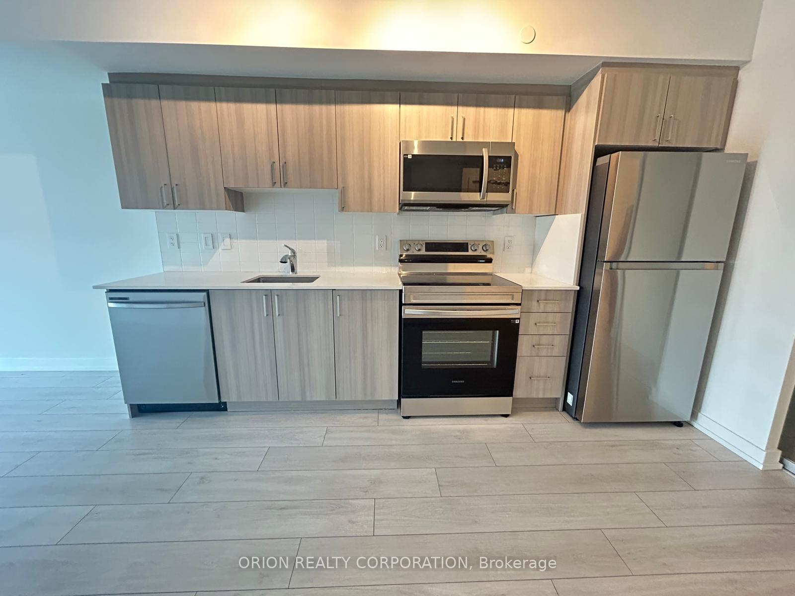 Front of Unit 402, 556 Marlee Avenue