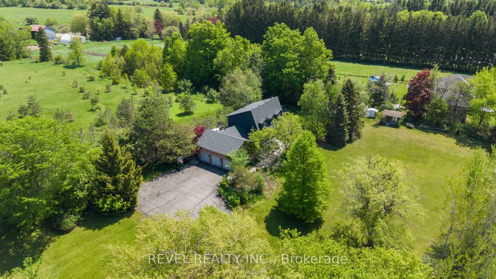 Photo 35 of 14227 Trafalgar Road, Halton Hills, Rural Halton Hills — HOMEH