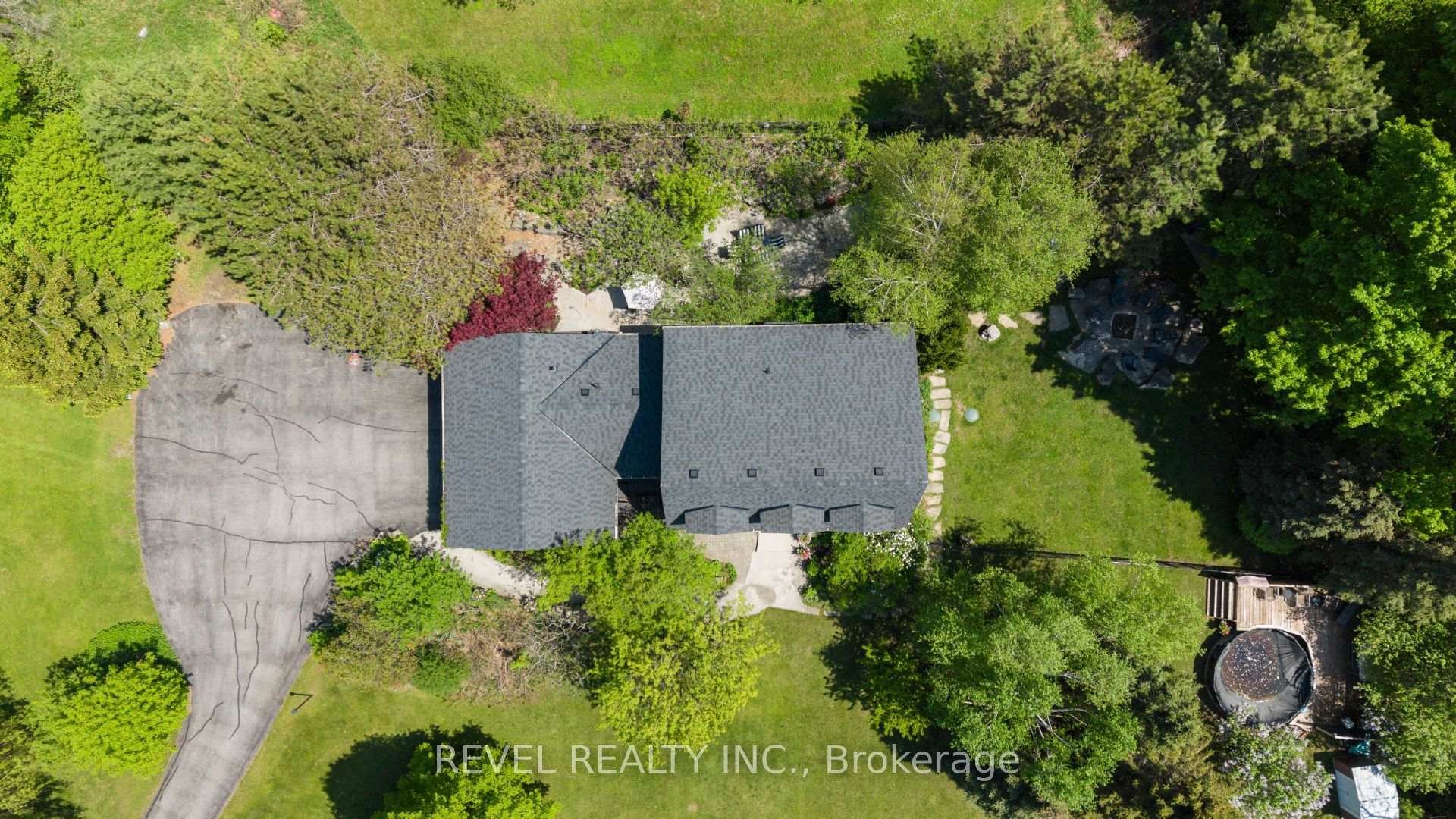 Photo 36 of 14227 Trafalgar Road, Halton Hills, Rural Halton Hills — HOMEH