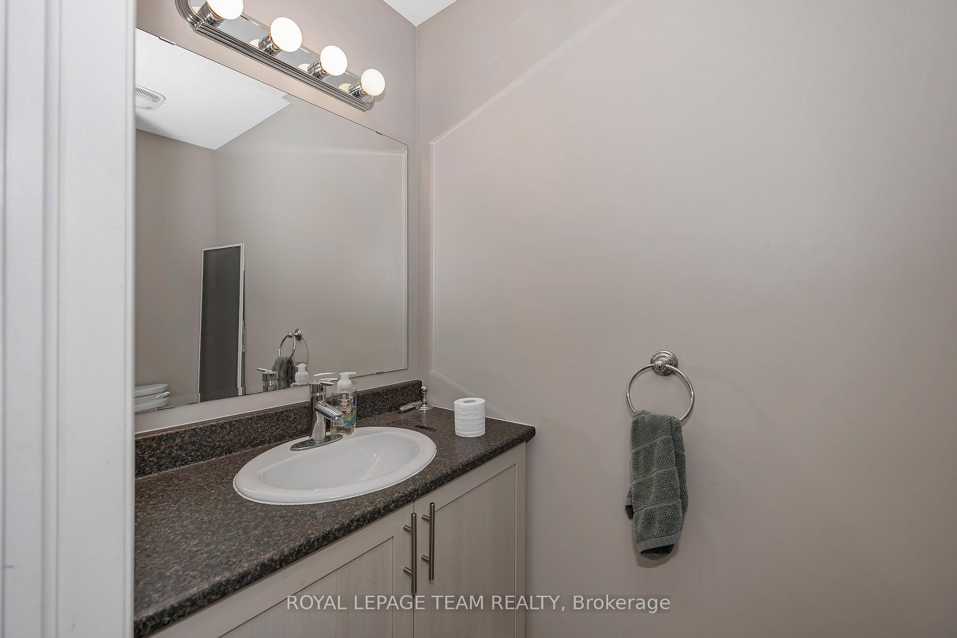 Photo 4 of 415 Arncliffe Avenue, Ottawa, Kanata - Morgan's Grant/South March — HOMEH