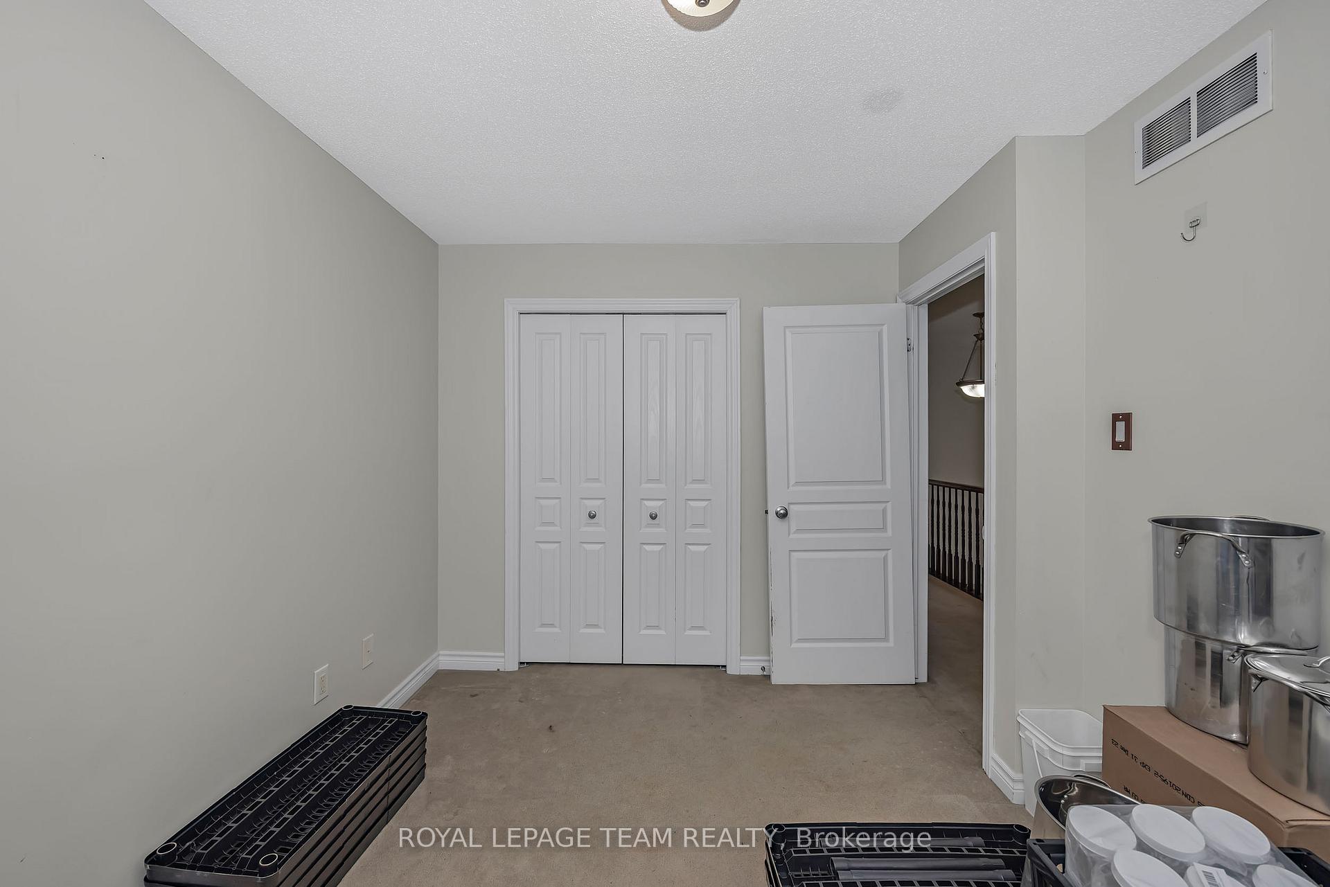 Photo 13 of 415 Arncliffe Avenue, Ottawa, Kanata - Morgan's Grant/South March — HOMEH