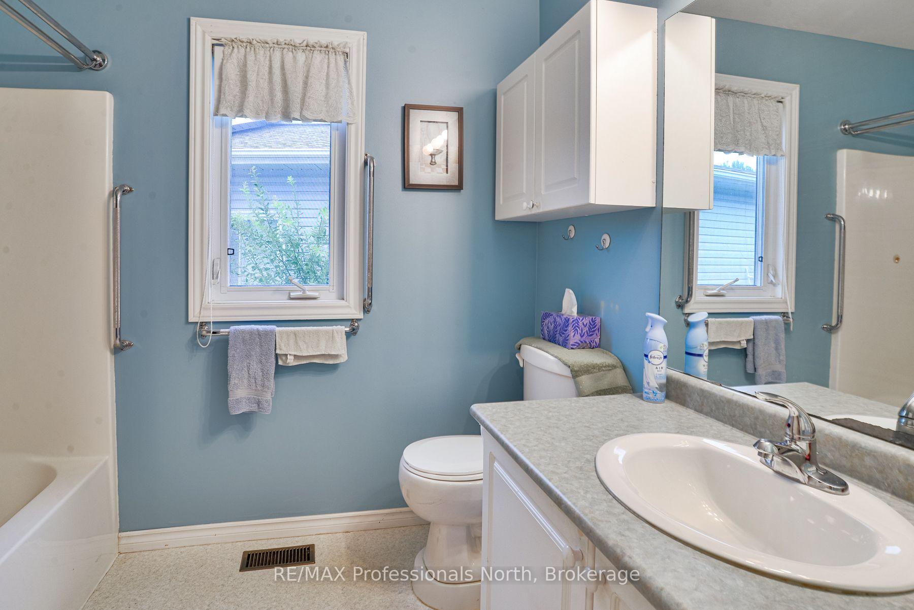 Photo 13 of 41 Killdeer Crescent, Bracebridge, Monck (Bracebridge) — HOMEH