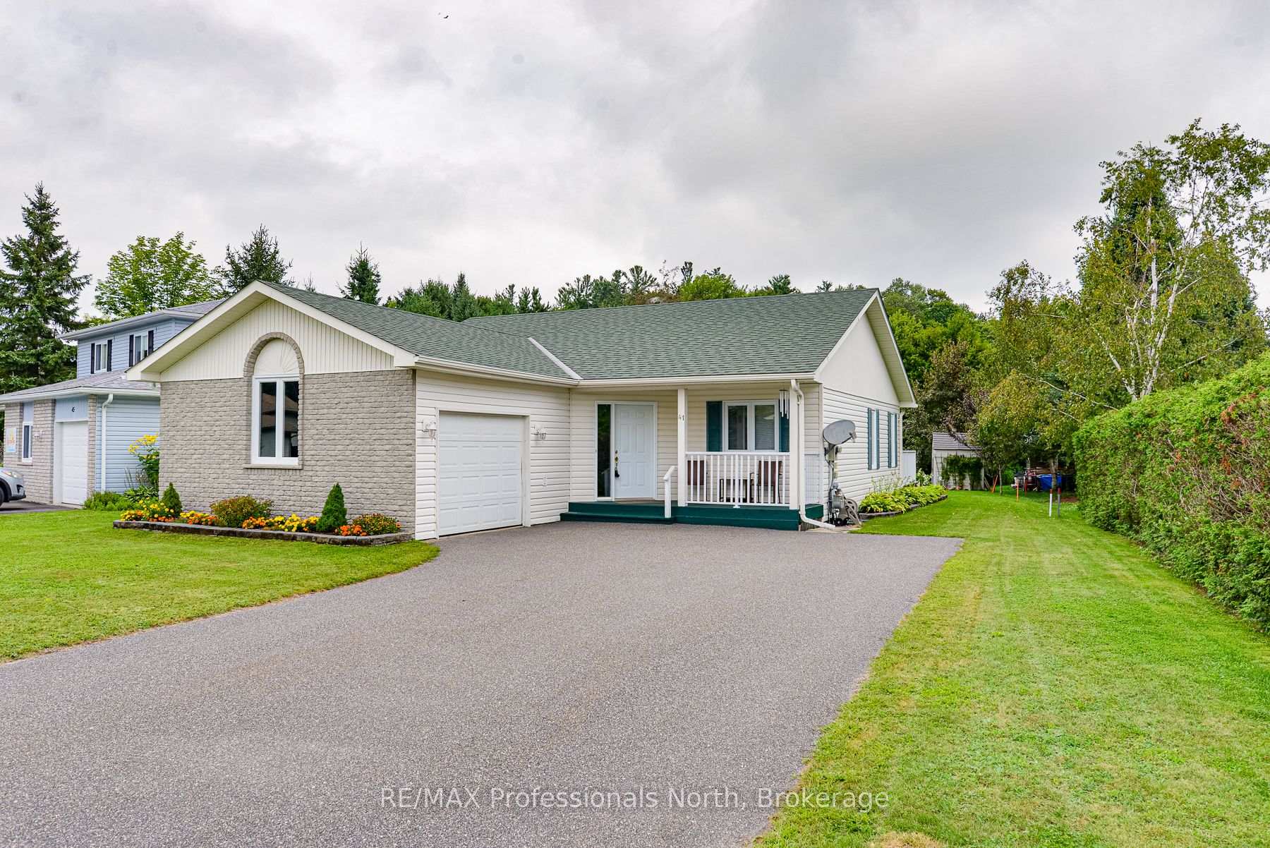 Photo 28 of 41 Killdeer Crescent, Bracebridge, Monck (Bracebridge) — HOMEH