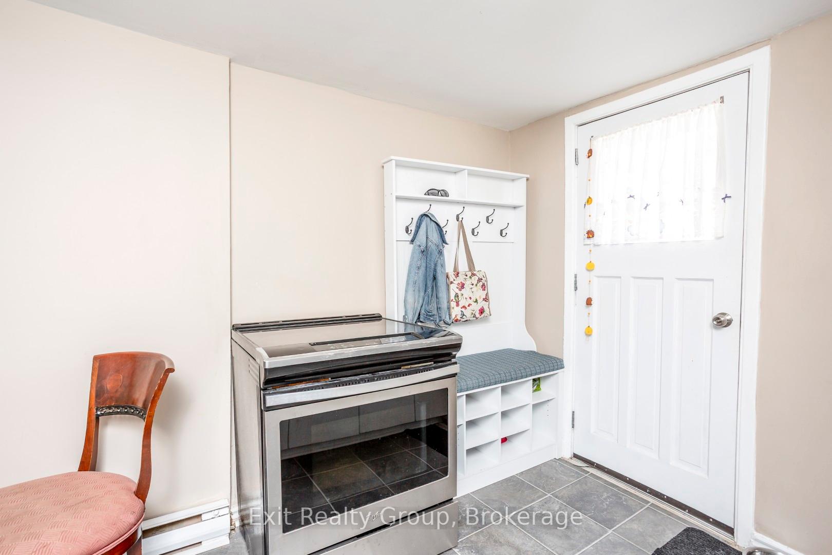 Photo 13 of 127 Leopold Street, Quinte West, Trenton Ward — HOMEH