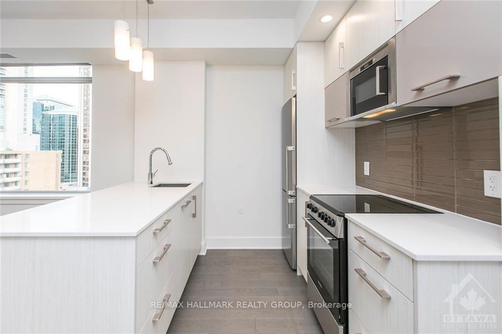 Photo 8 of Unit 905, 255 Bay Street, Ottawa, Ottawa Centre — HOMEH