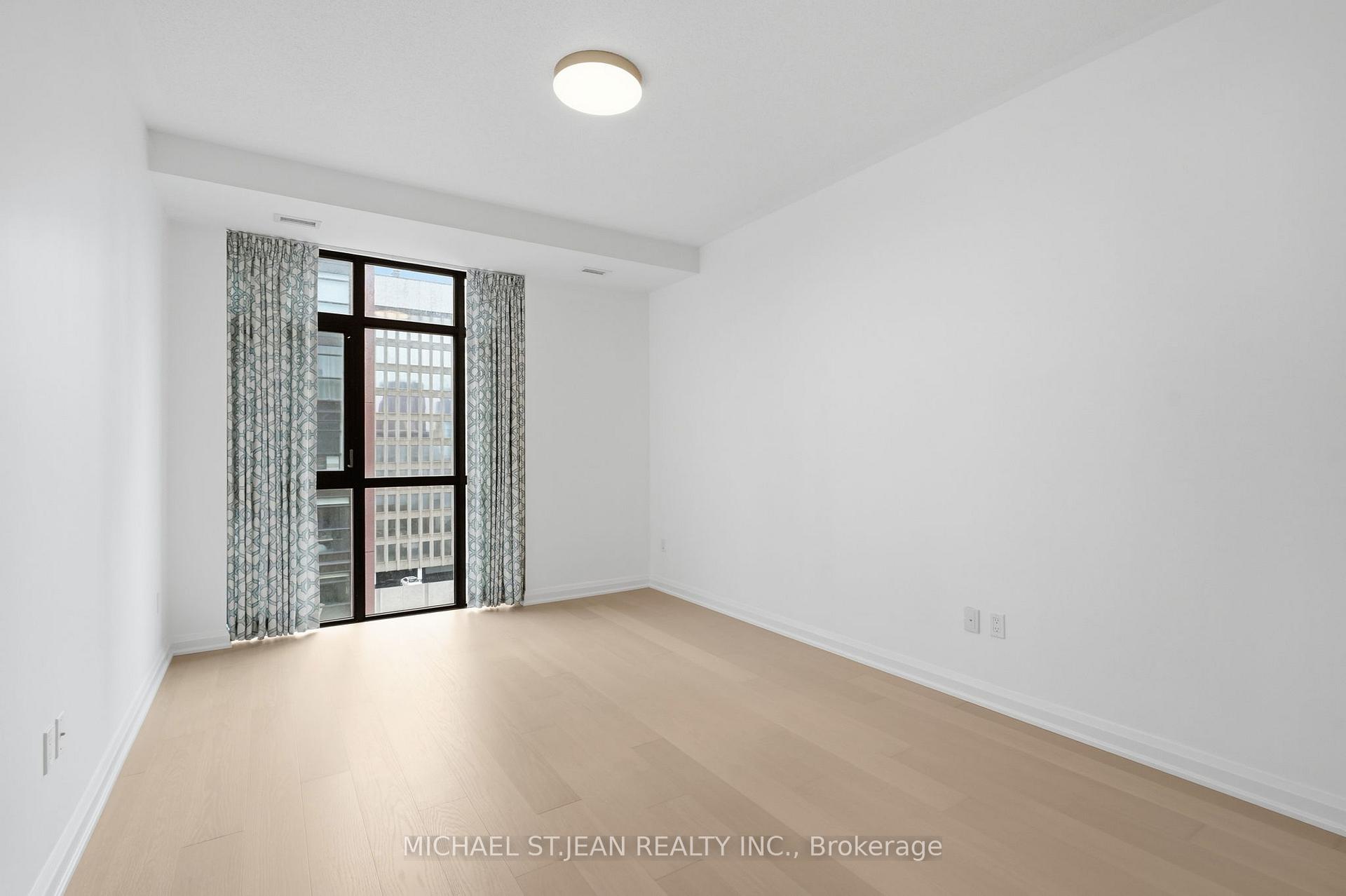 Photo 56 of 909-112 King Street E, Hamilton, Beasley — HOMEH