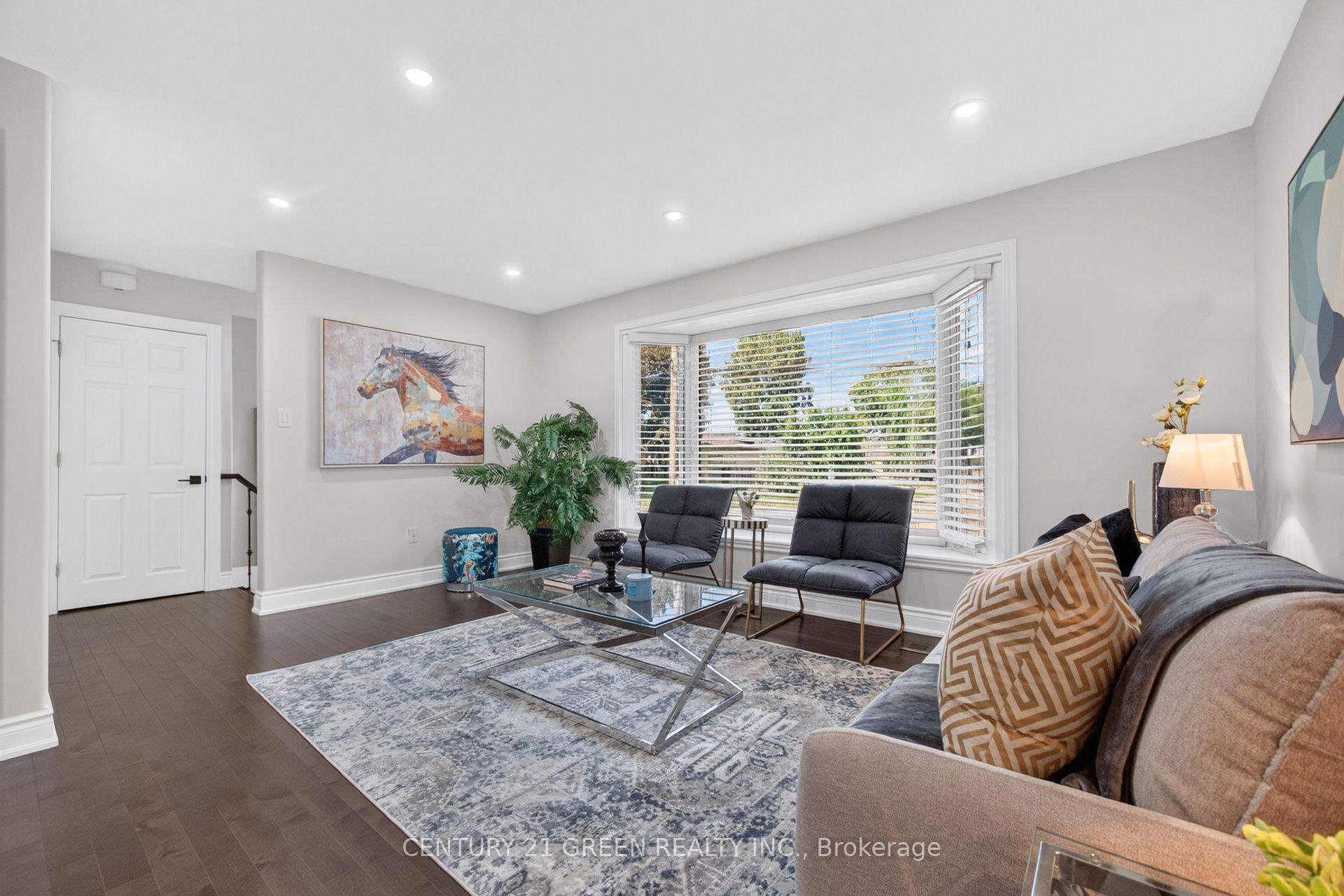 Photo 7 of 22 Quaker Crescent, Hamilton, Quinndale — HOMEH