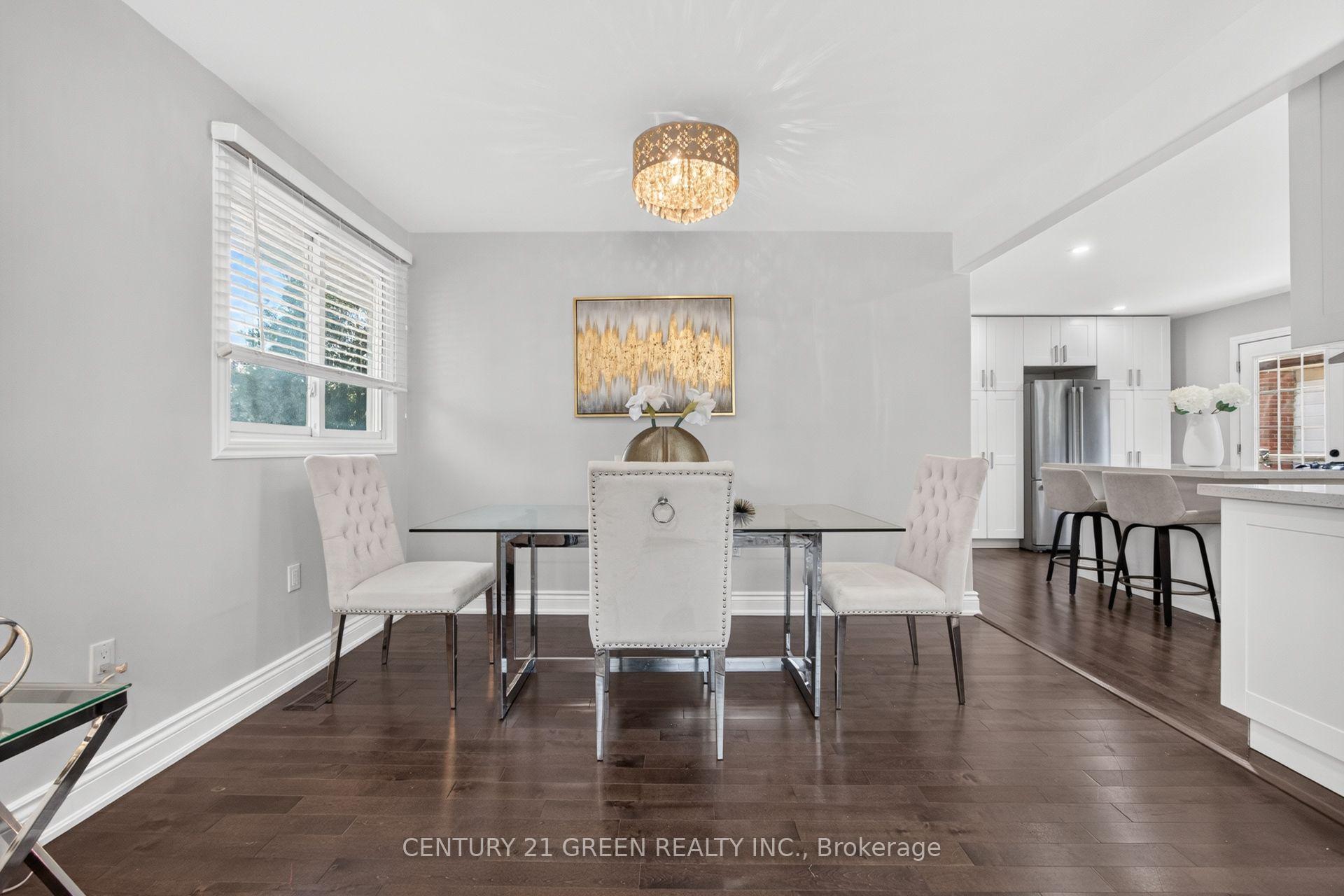 Photo 9 of 22 Quaker Crescent, Hamilton, Quinndale — HOMEH