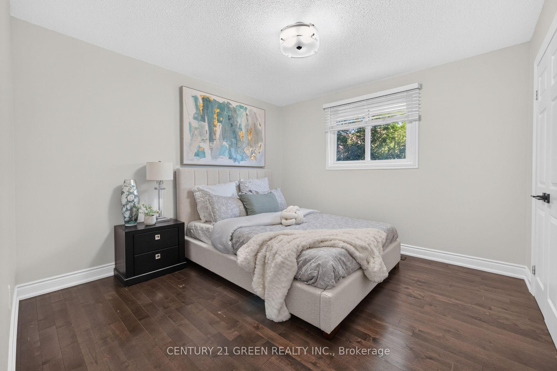 Photo 22 of 22 Quaker Crescent, Hamilton, Quinndale — HOMEH
