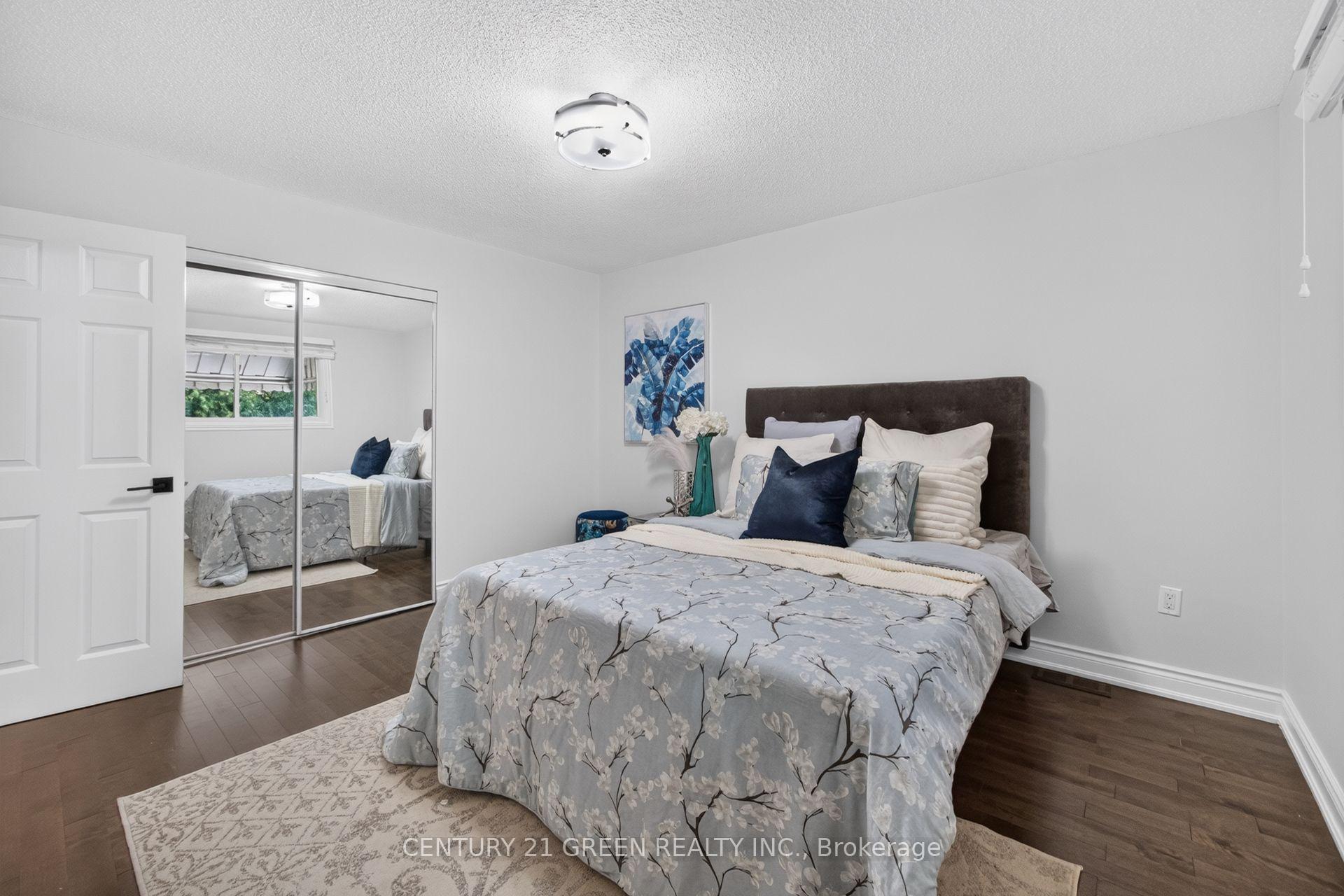 Photo 30 of 22 Quaker Crescent, Hamilton, Quinndale — HOMEH