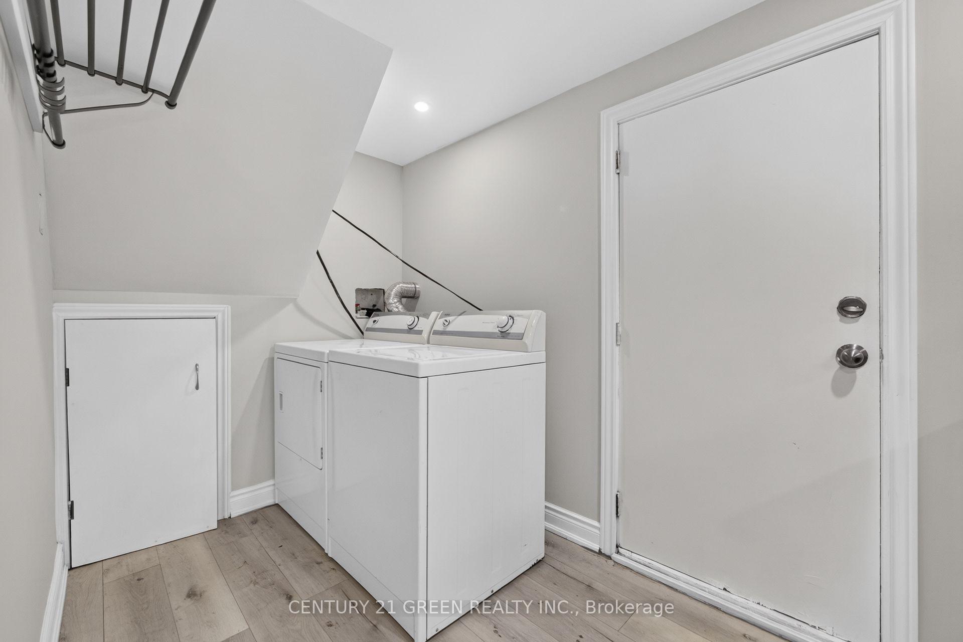 Photo 34 of 22 Quaker Crescent, Hamilton, Quinndale — HOMEH