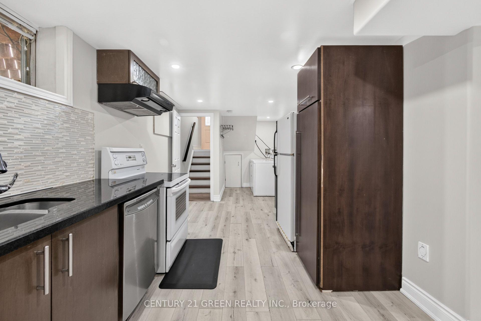 Photo 38 of 22 Quaker Crescent, Hamilton, Quinndale — HOMEH