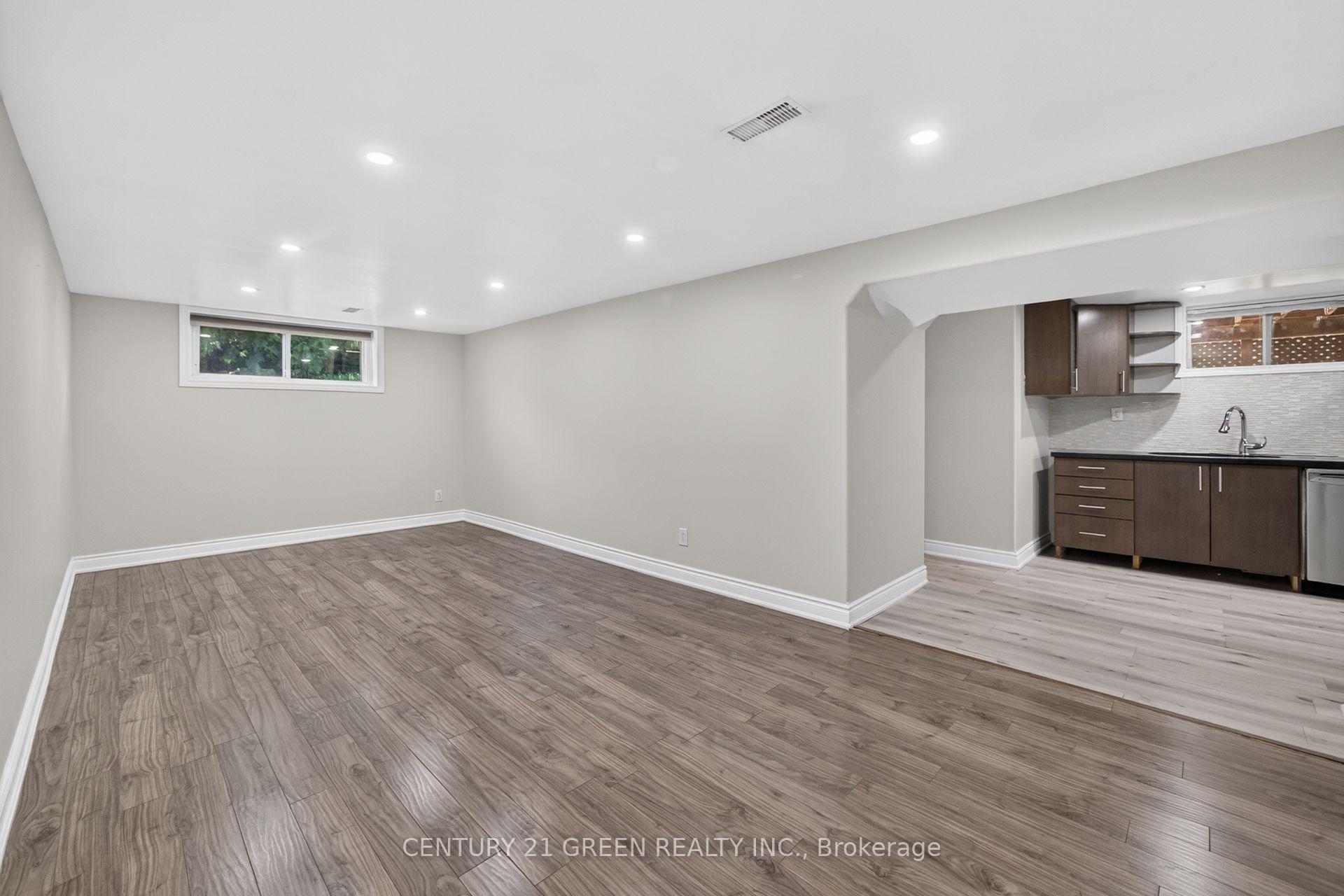 Photo 39 of 22 Quaker Crescent, Hamilton, Quinndale — HOMEH