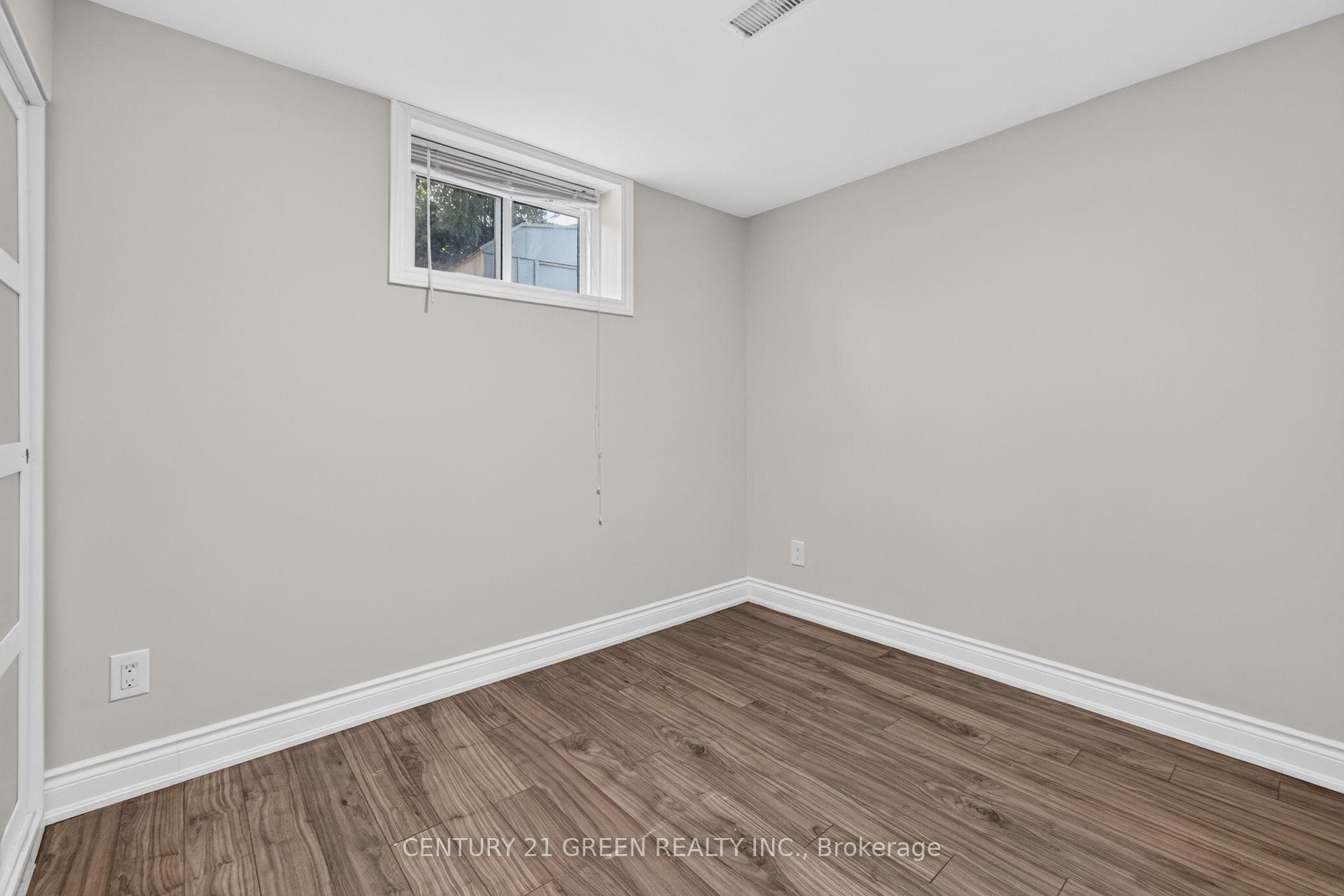 Photo 41 of 22 Quaker Crescent, Hamilton, Quinndale — HOMEH