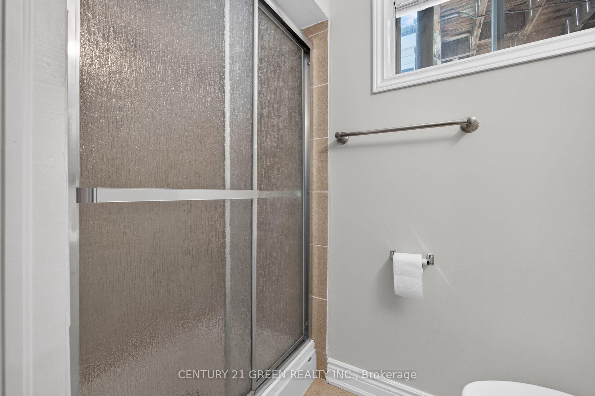 Photo 44 of 22 Quaker Crescent, Hamilton, Quinndale — HOMEH
