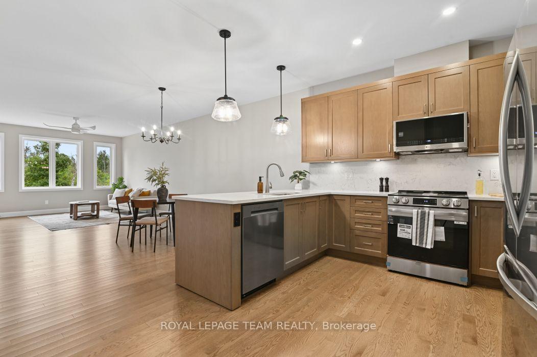 Photo 7 of 1217 Potter Drive, Brockville, Brockville — HOMEH