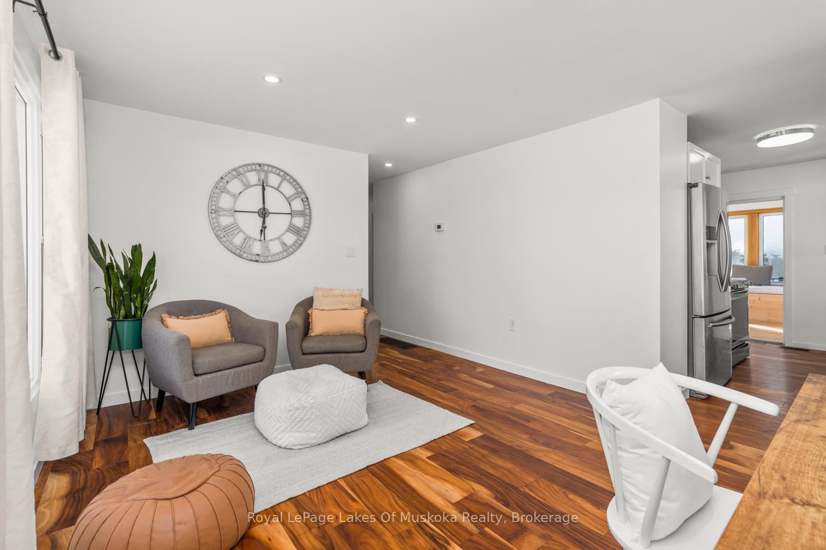 Photo 7 of 30 Kitchen Road S, Huntsville, Chaffey — HOMEH